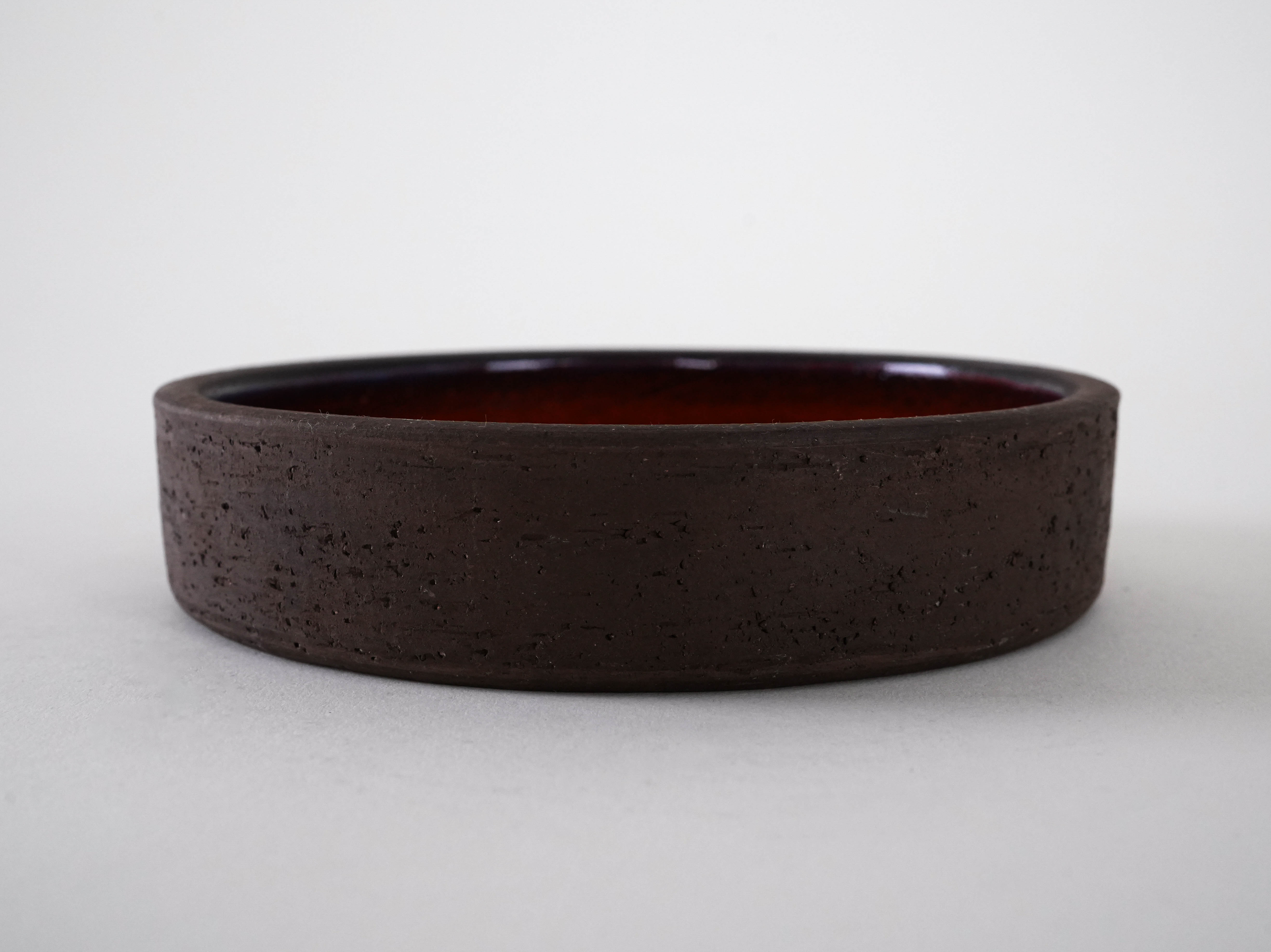 Ceramic bowl Red