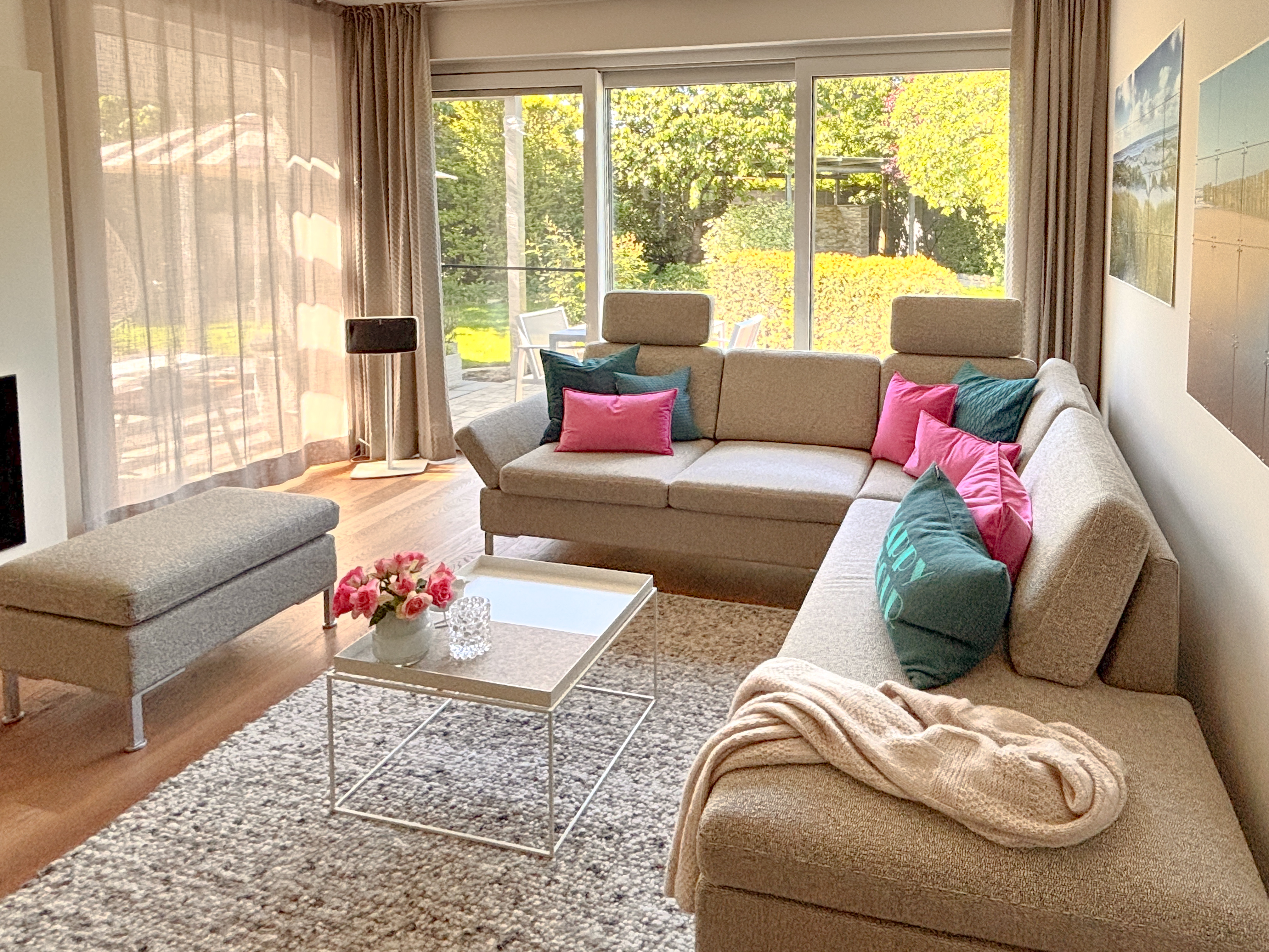 Alba Ecksofa mit Hocker
