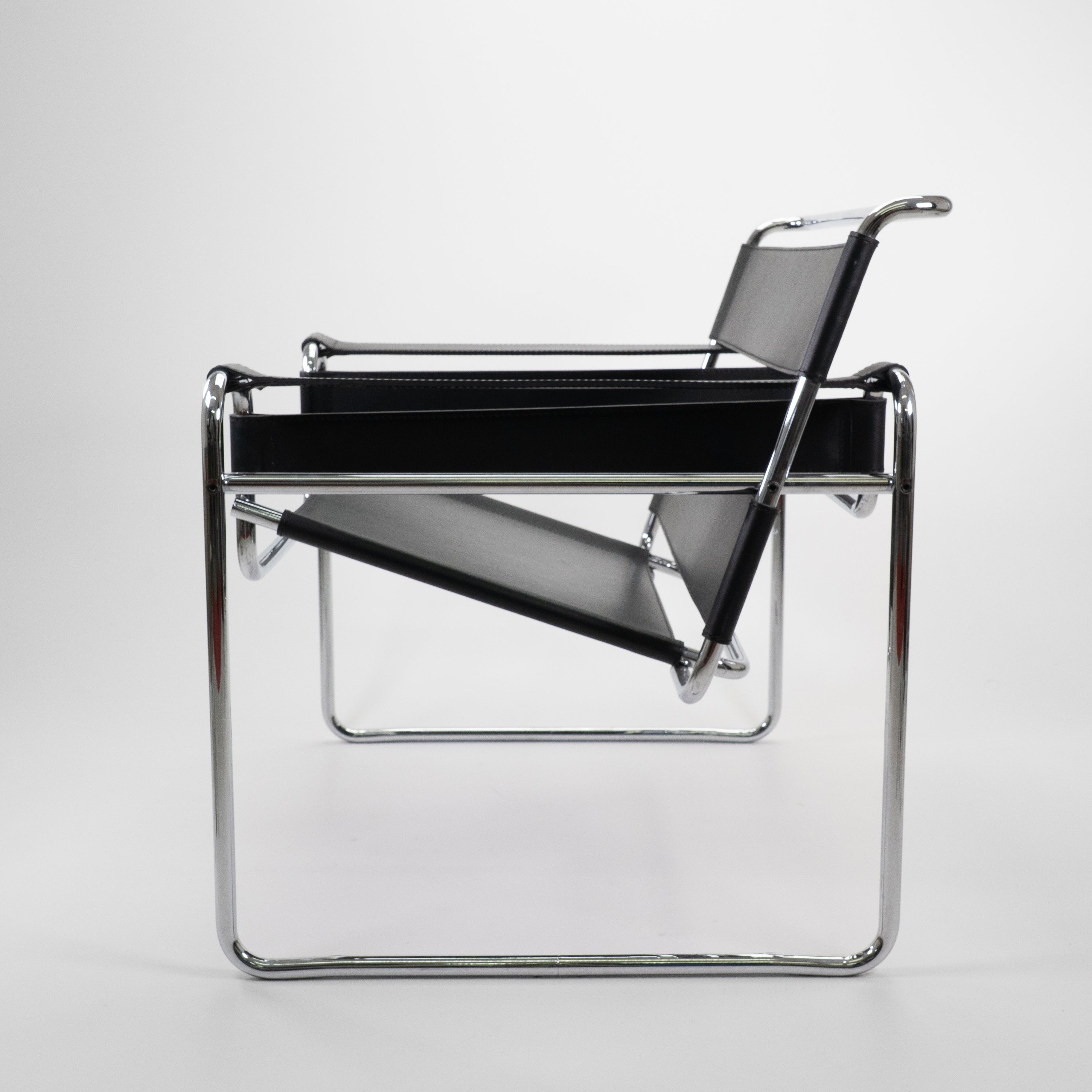 Wassily Chair Chrome Black