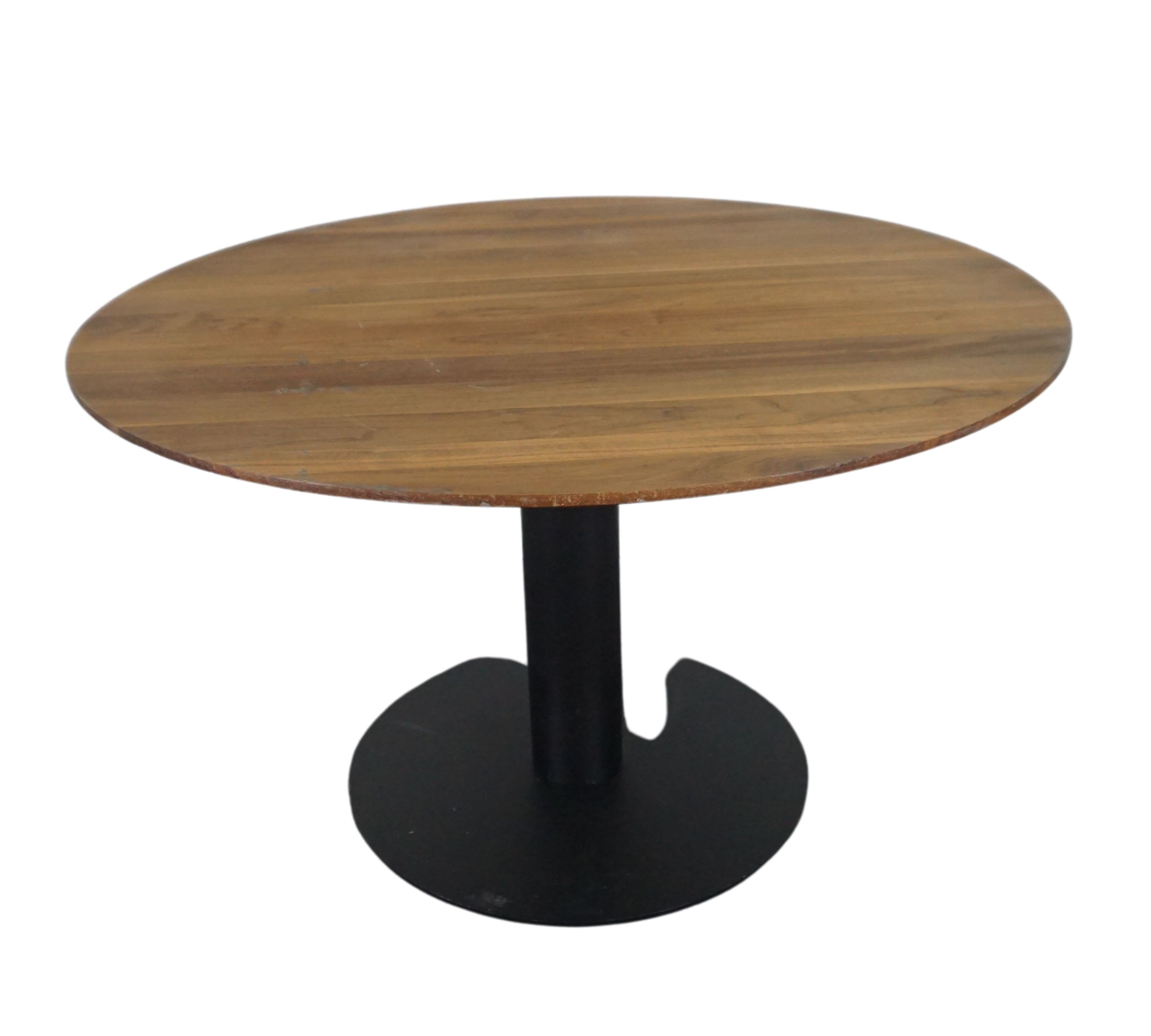 In Between SK11/12 Dining table Walnut