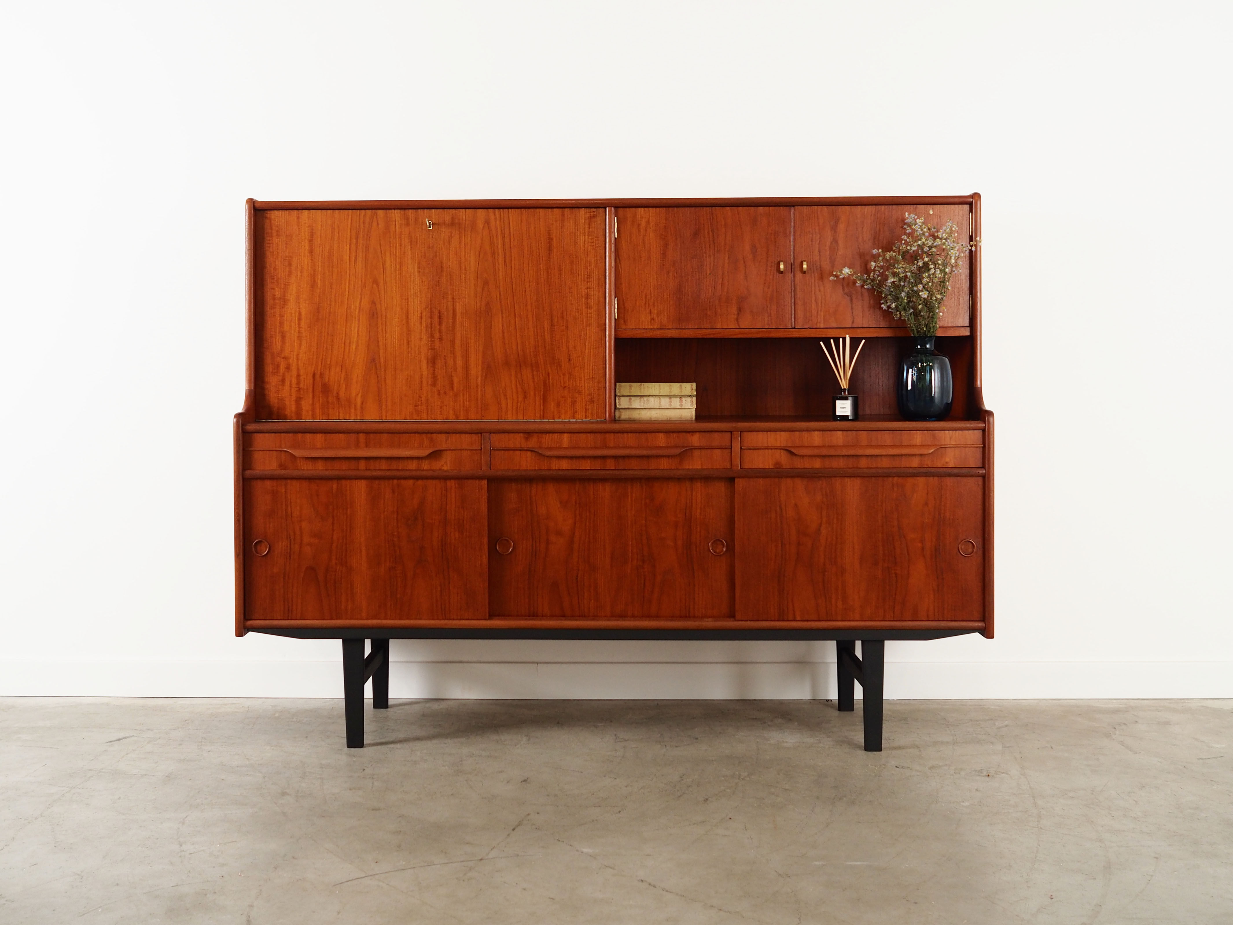 Highboard Teakholz 1960er Jahre