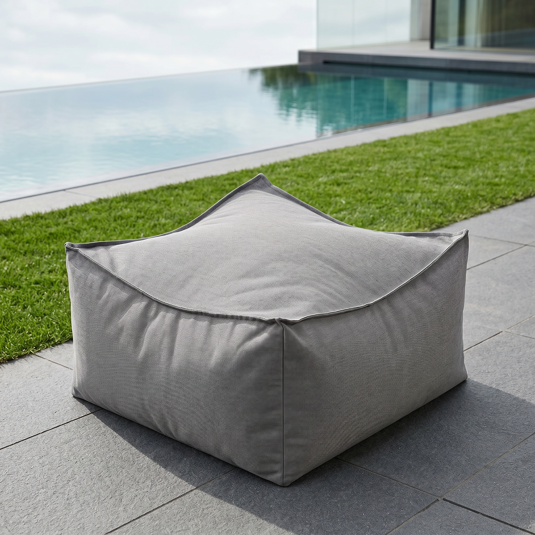 STAY Outdoor Hocker Stone 60 x 60 cm 62003
