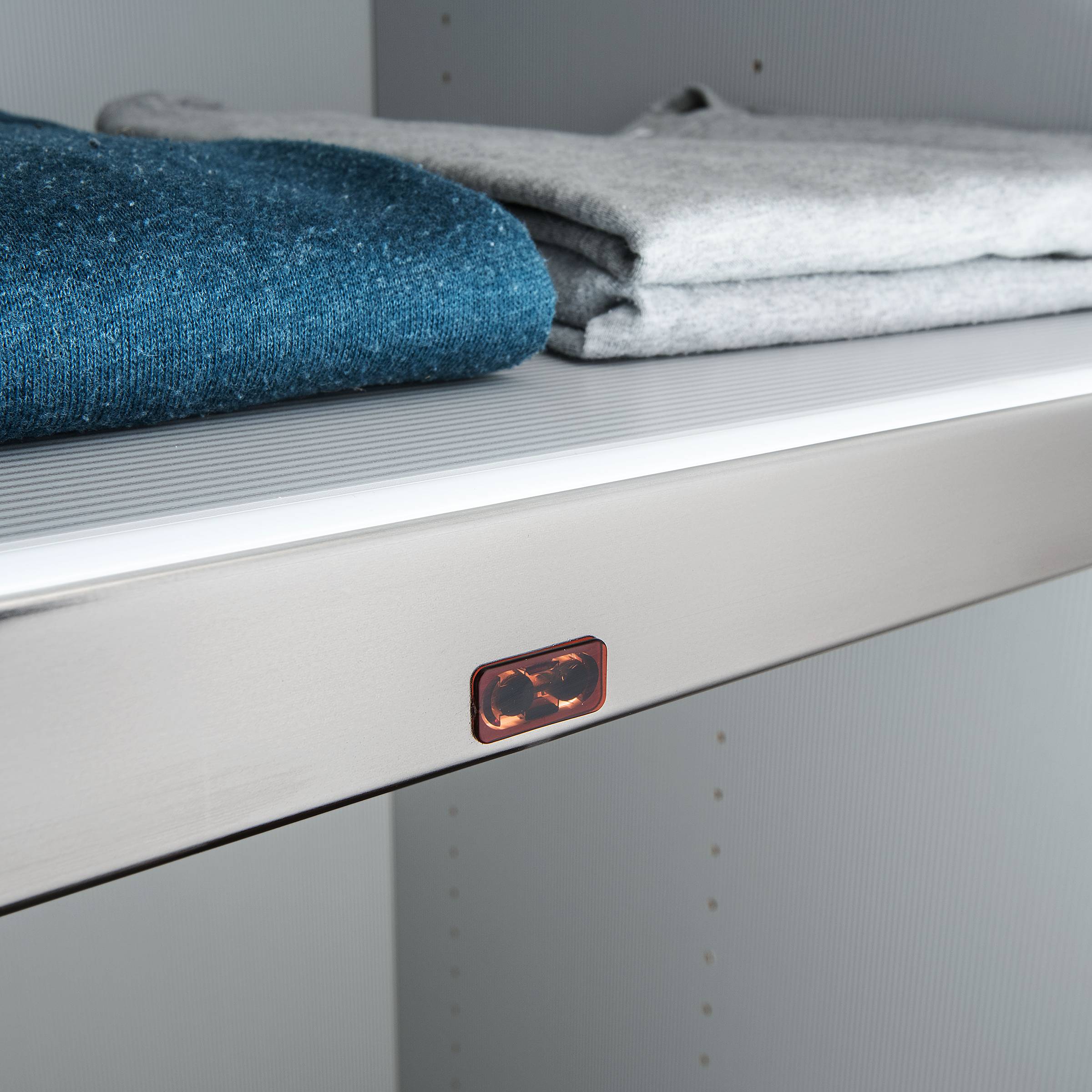 2x LED-Lichtblende Cardiff 96,4 cm Metall Silber