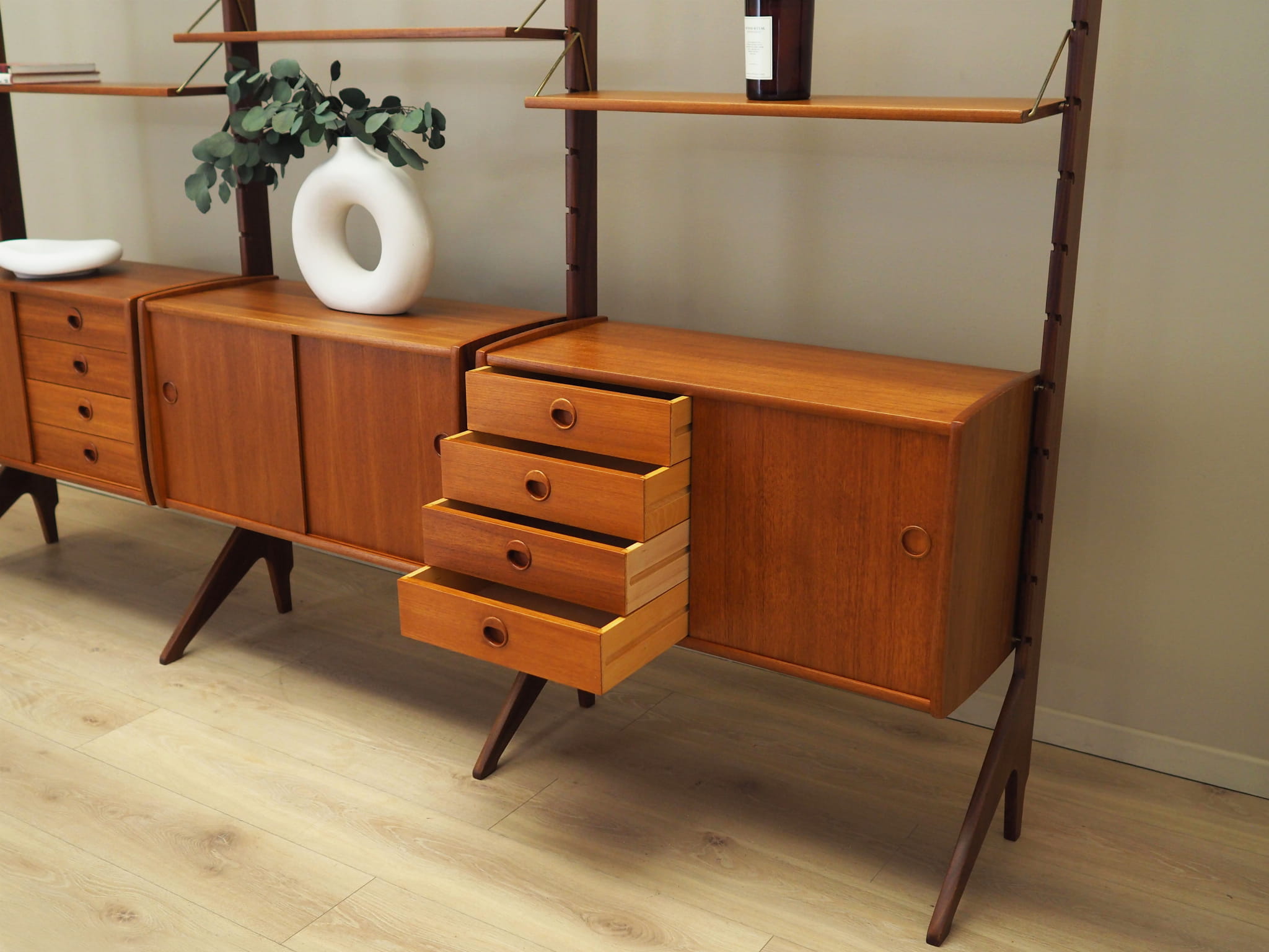 Wall shelf Teak wood 1960s