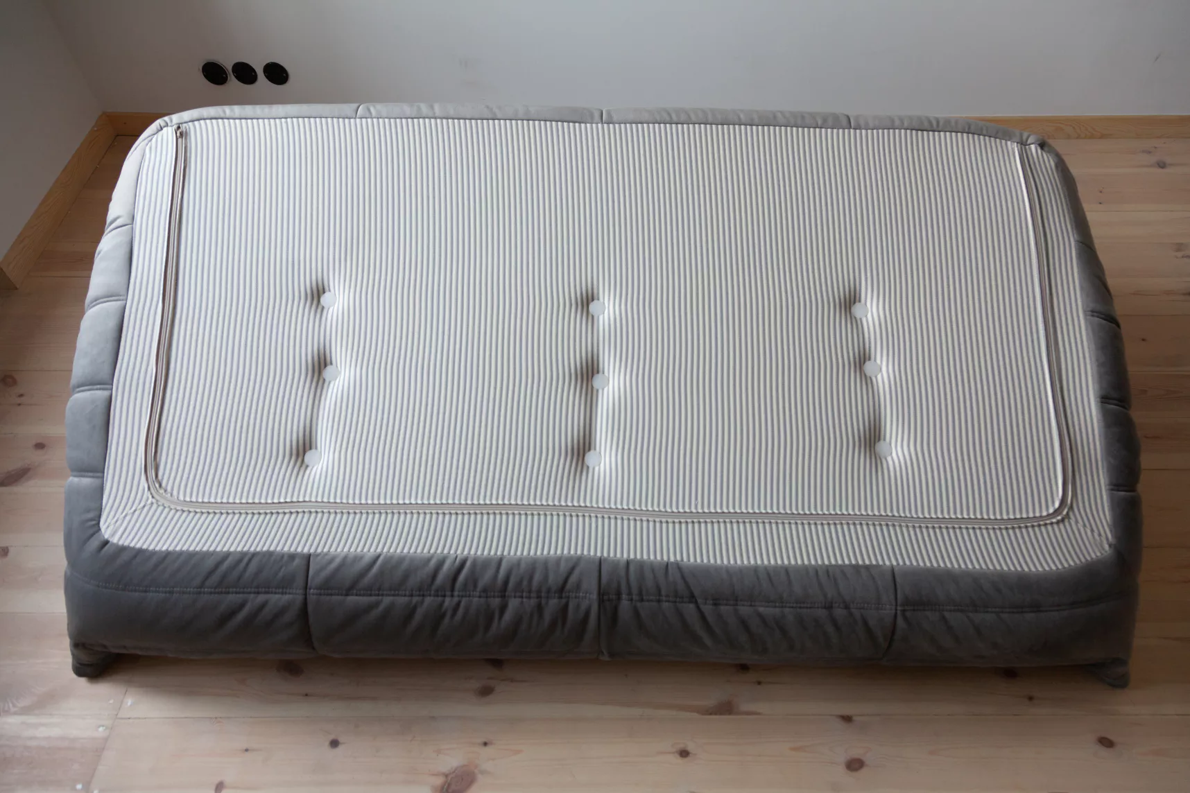 Togo Sofa 3-Sitzer Samt Silbergrau