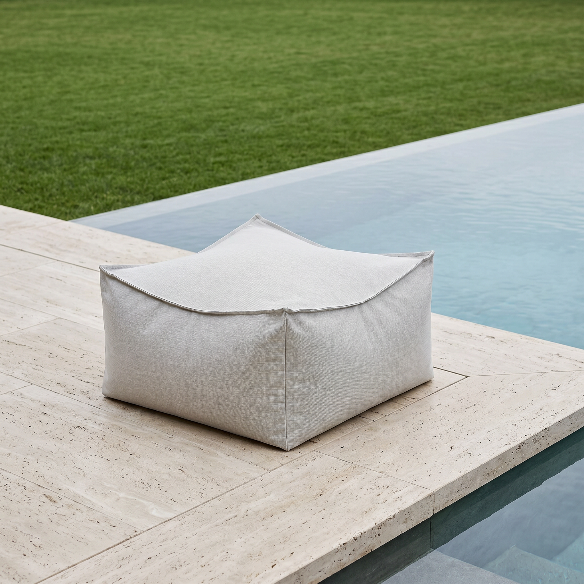 STAY Outdoor Hocker Cloud 60 x 60 cm 62005