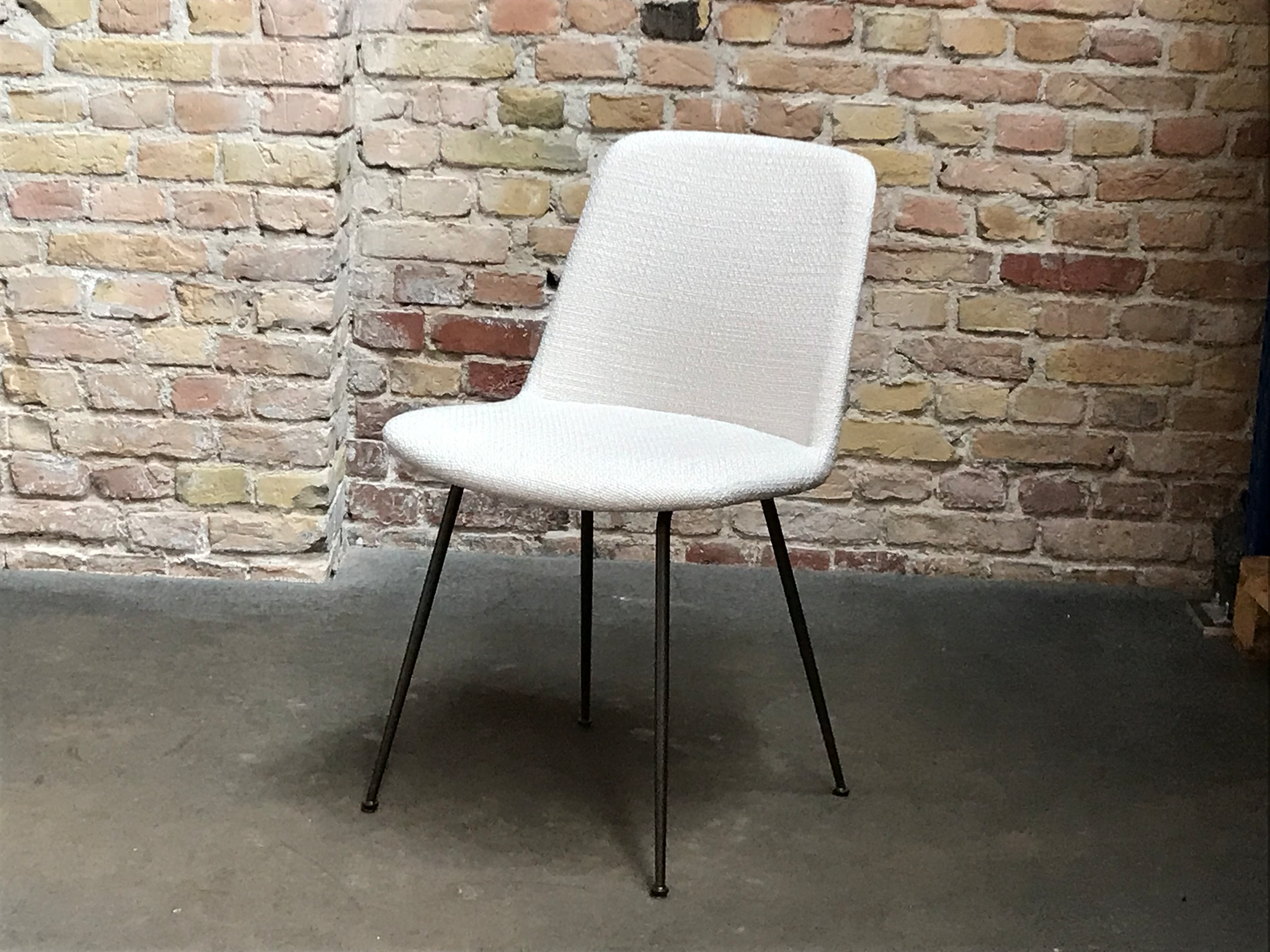 Rely HW 8 Suhl Fabric Metal Cream