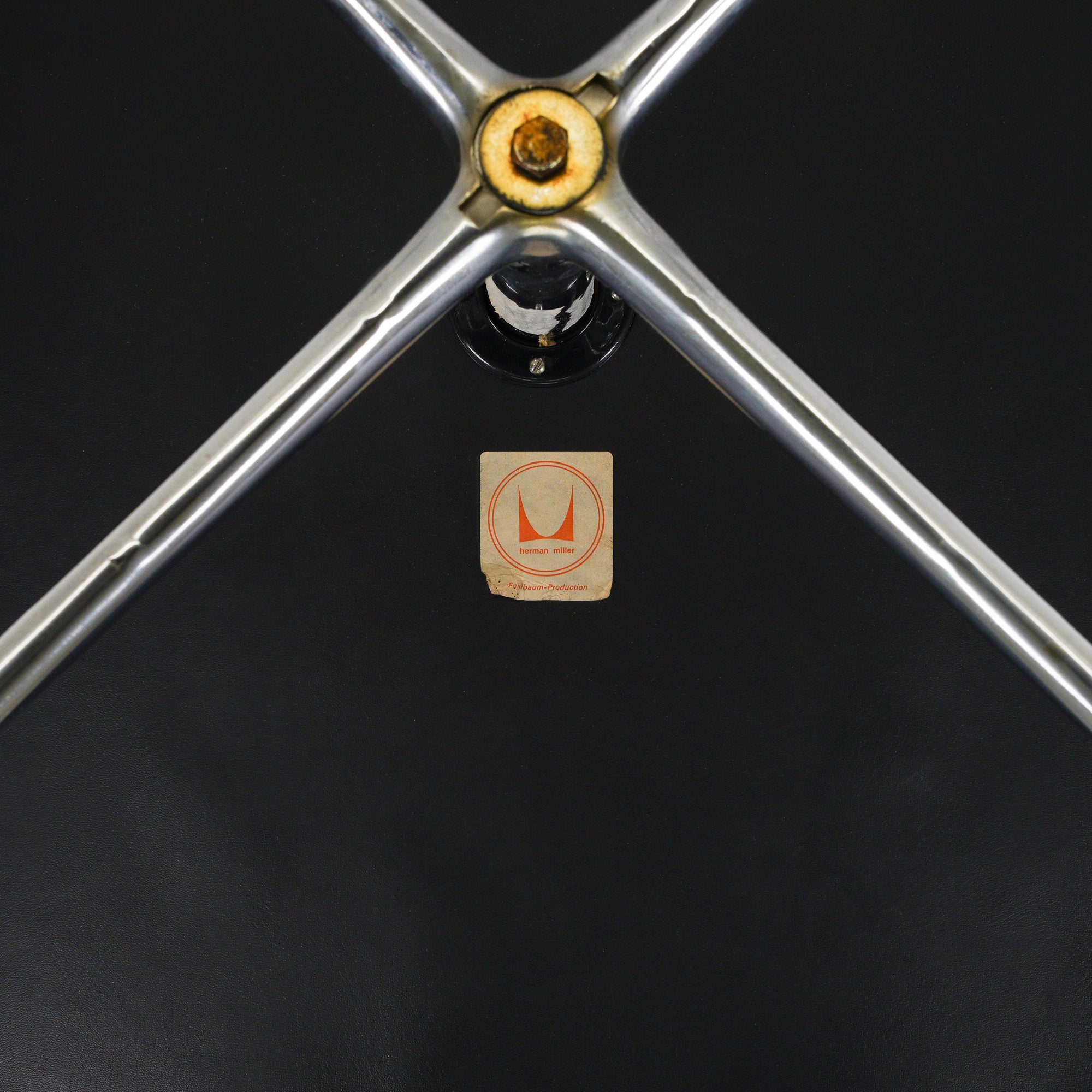 Herman Miller GS105 Chair Chrome Leather Black