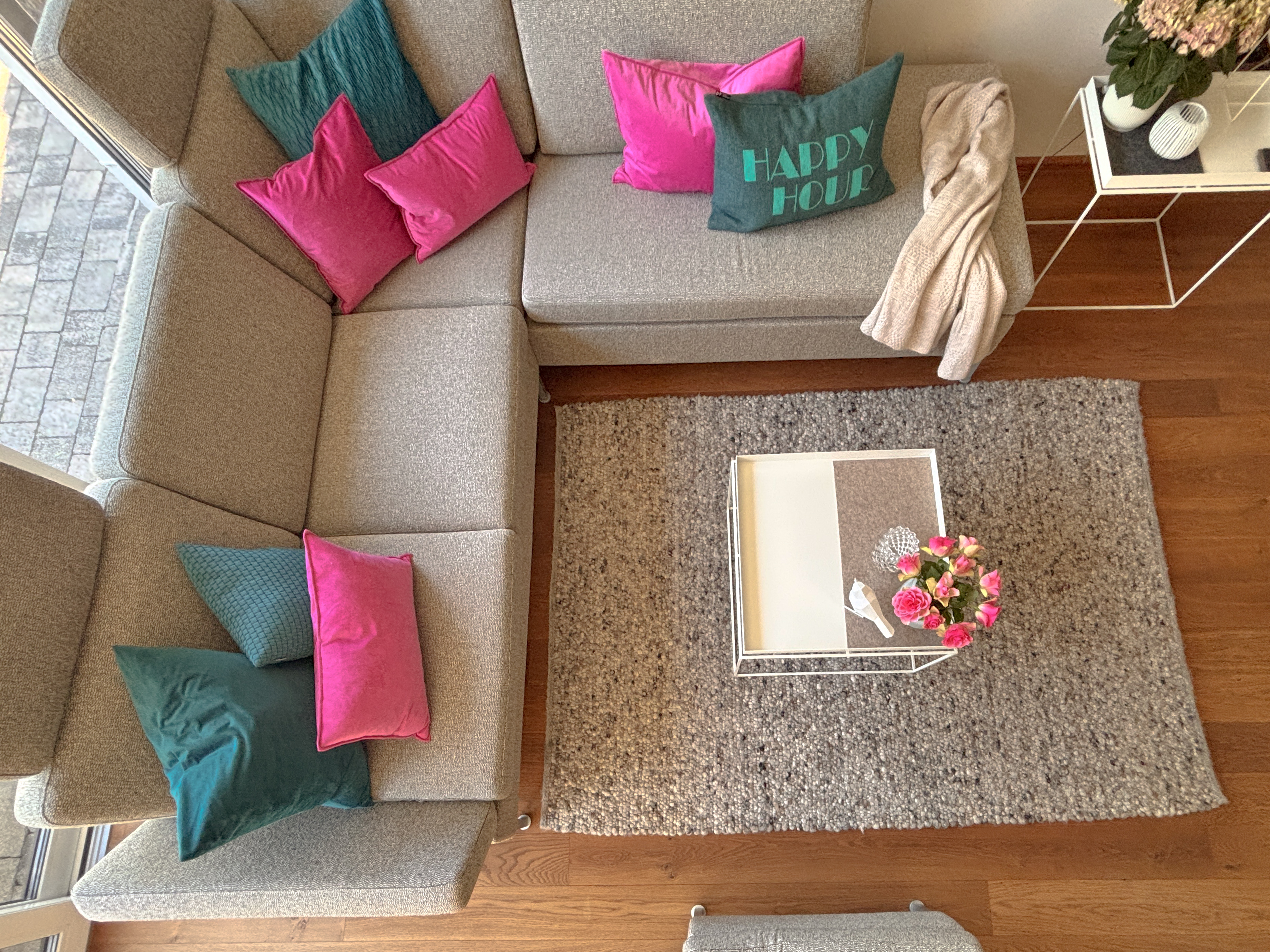 Alba Ecksofa mit Hocker