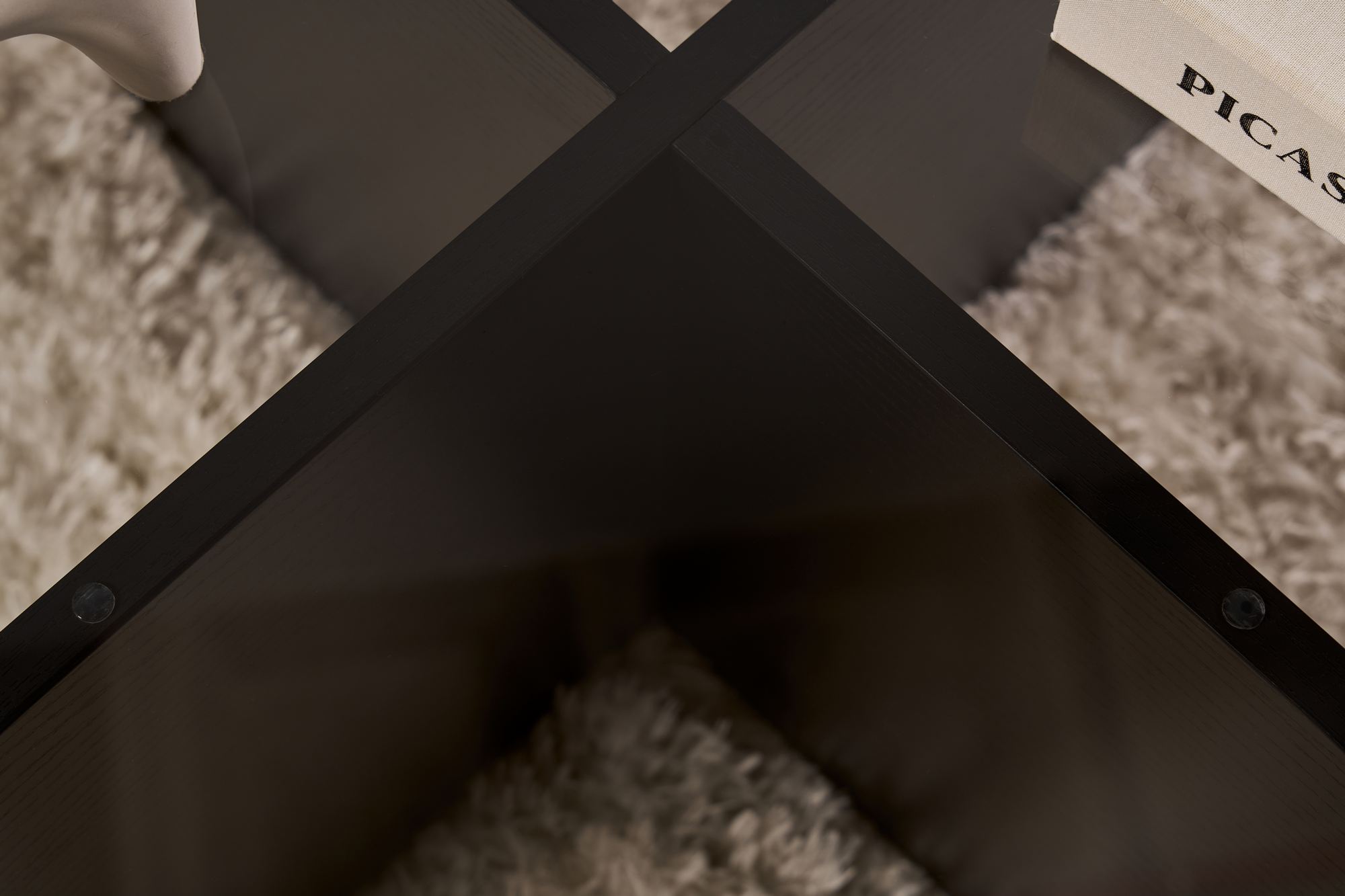 Aeris Coffee table Woodblack Transparent Ø75cm