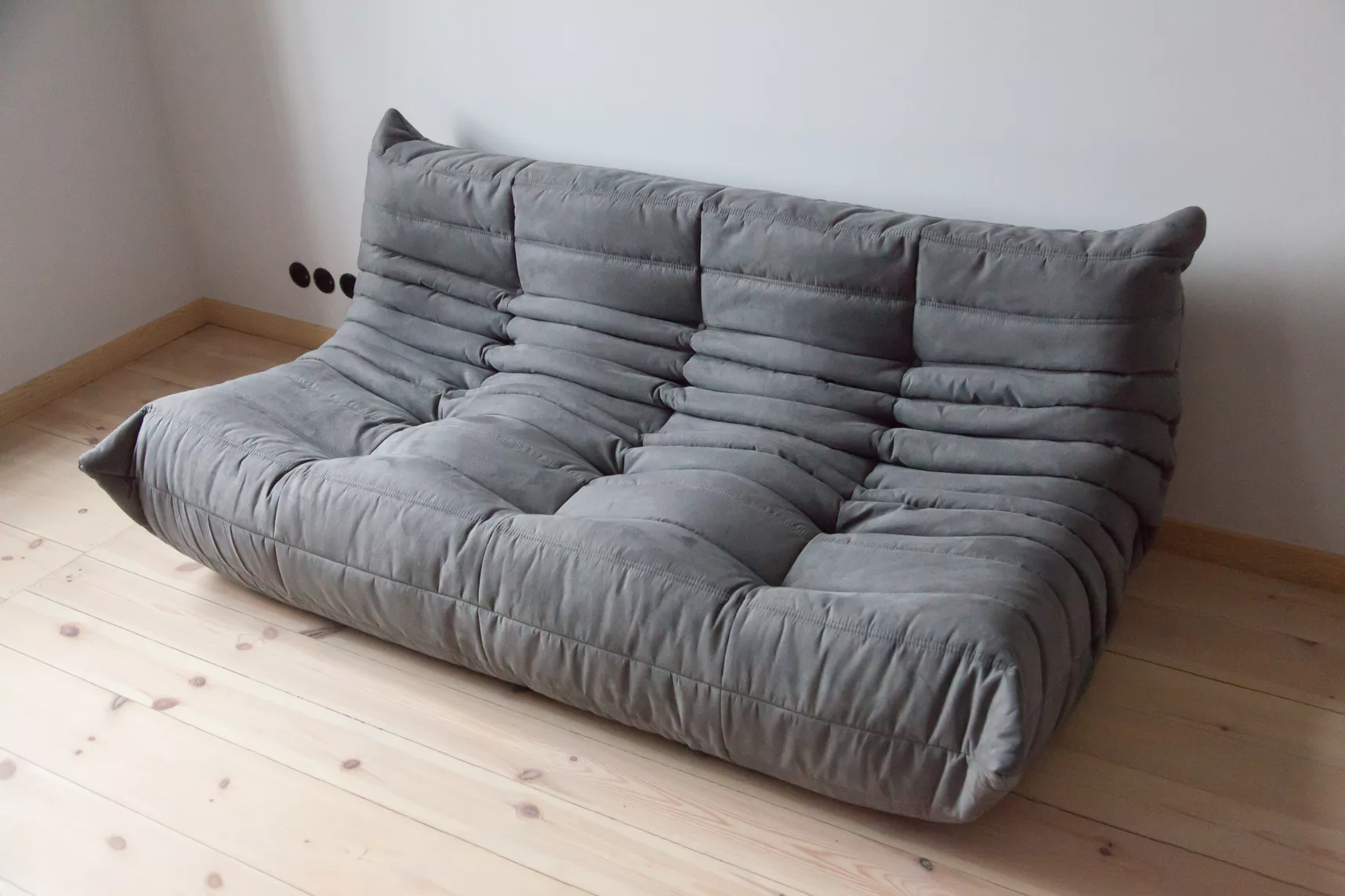 Togo Sofa 3-Sitzer Textil Grau