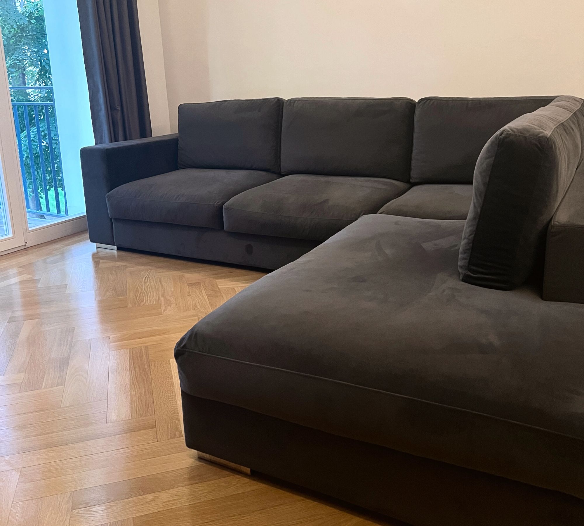 Cenova Sofa Chromfüße Grau