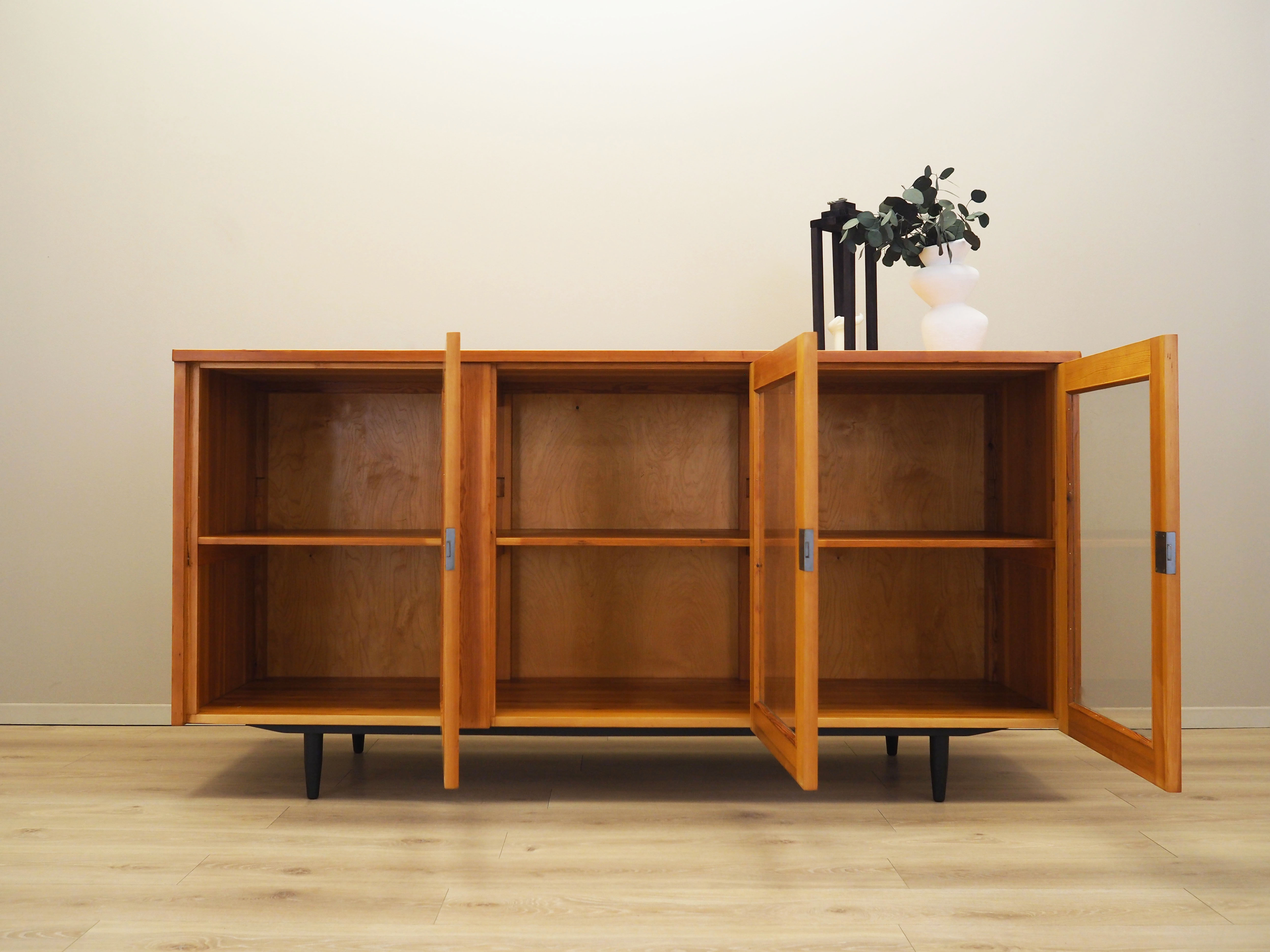 Vitrine Kiefernholz 1980er Jahre