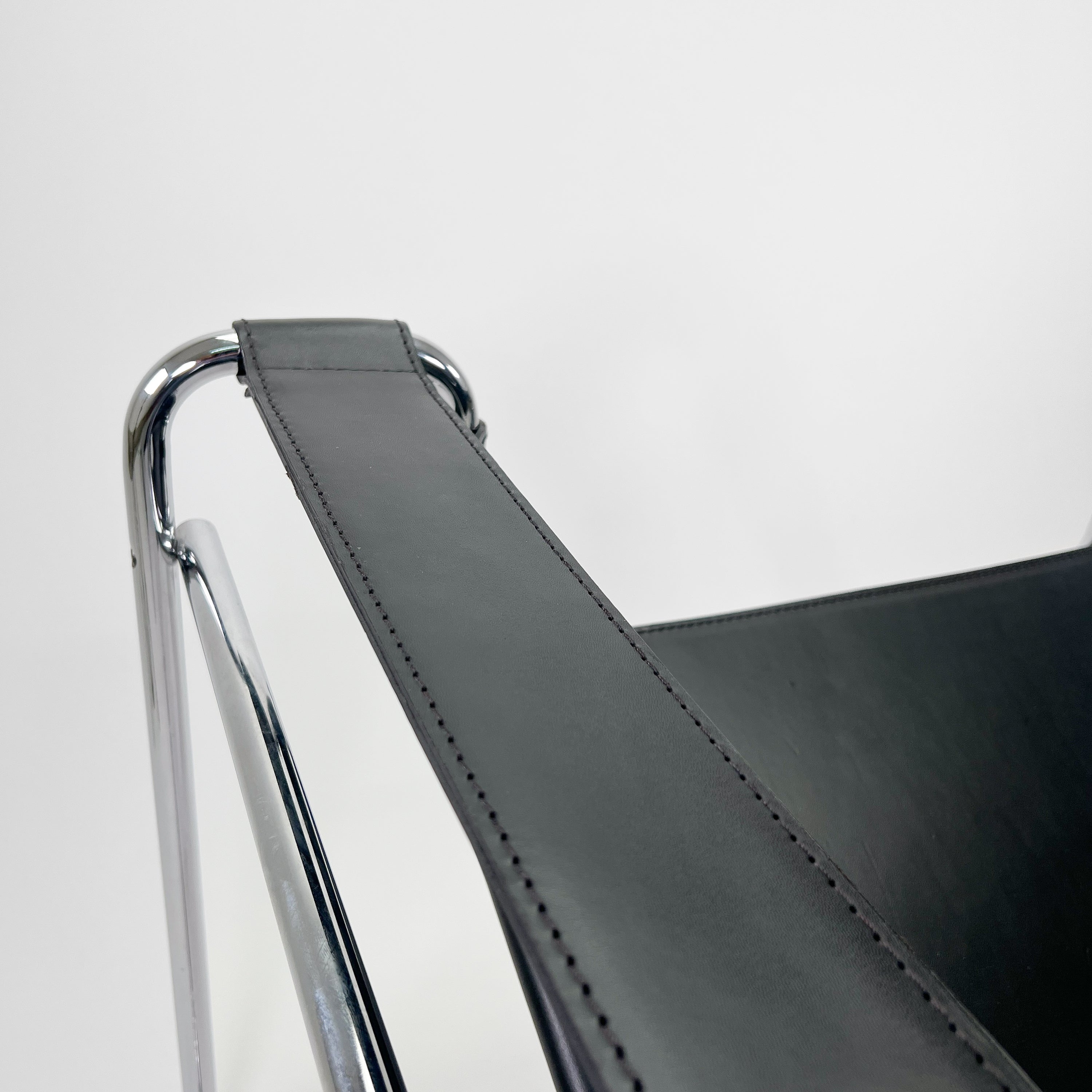 Wassily Chair Chrome Black