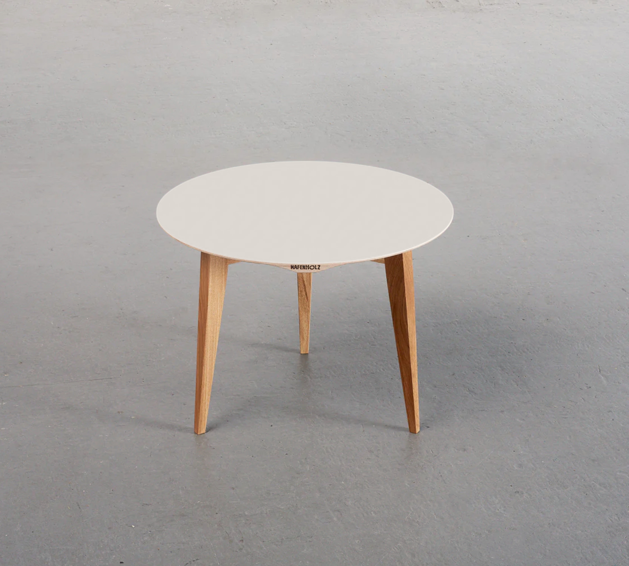 Beluga Couchtisch Linoleum Mushroom Ø 57cm