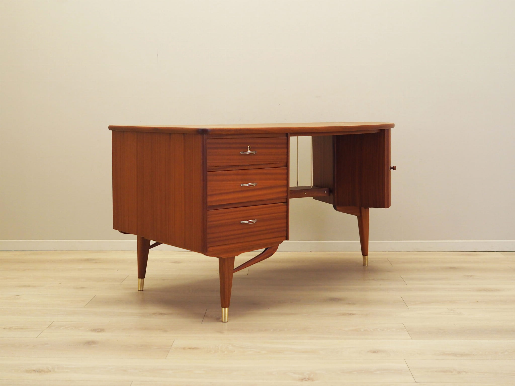 Mahogany Schreibtisch 1960 Jahre