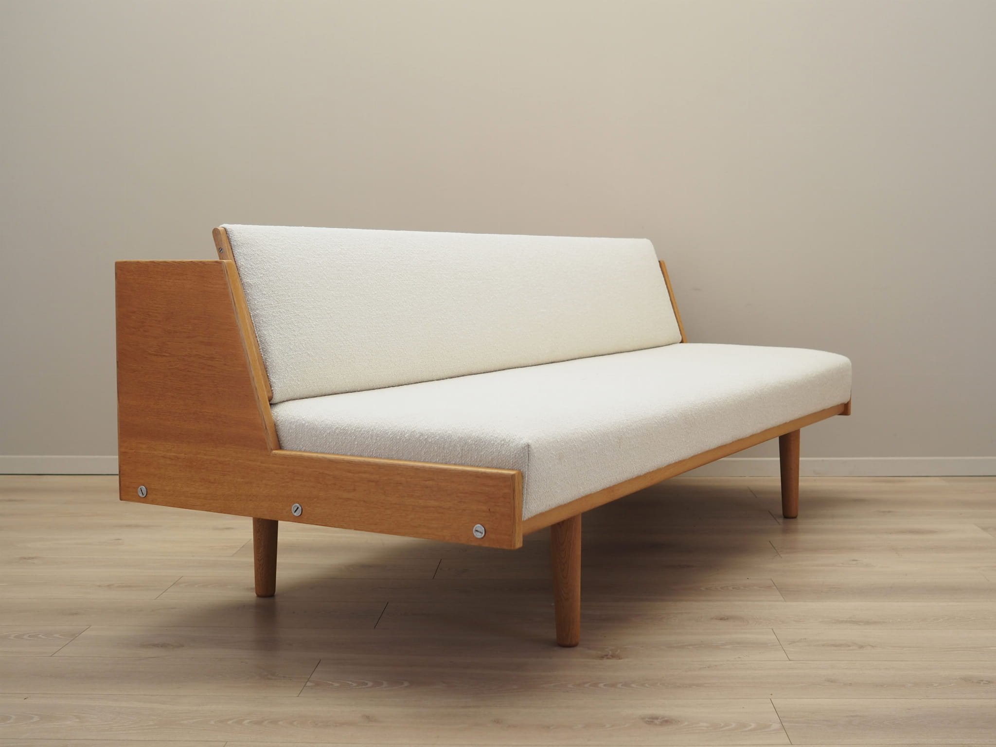 Vintage Sofa Holz Textil Weiß 1960er Jahre 