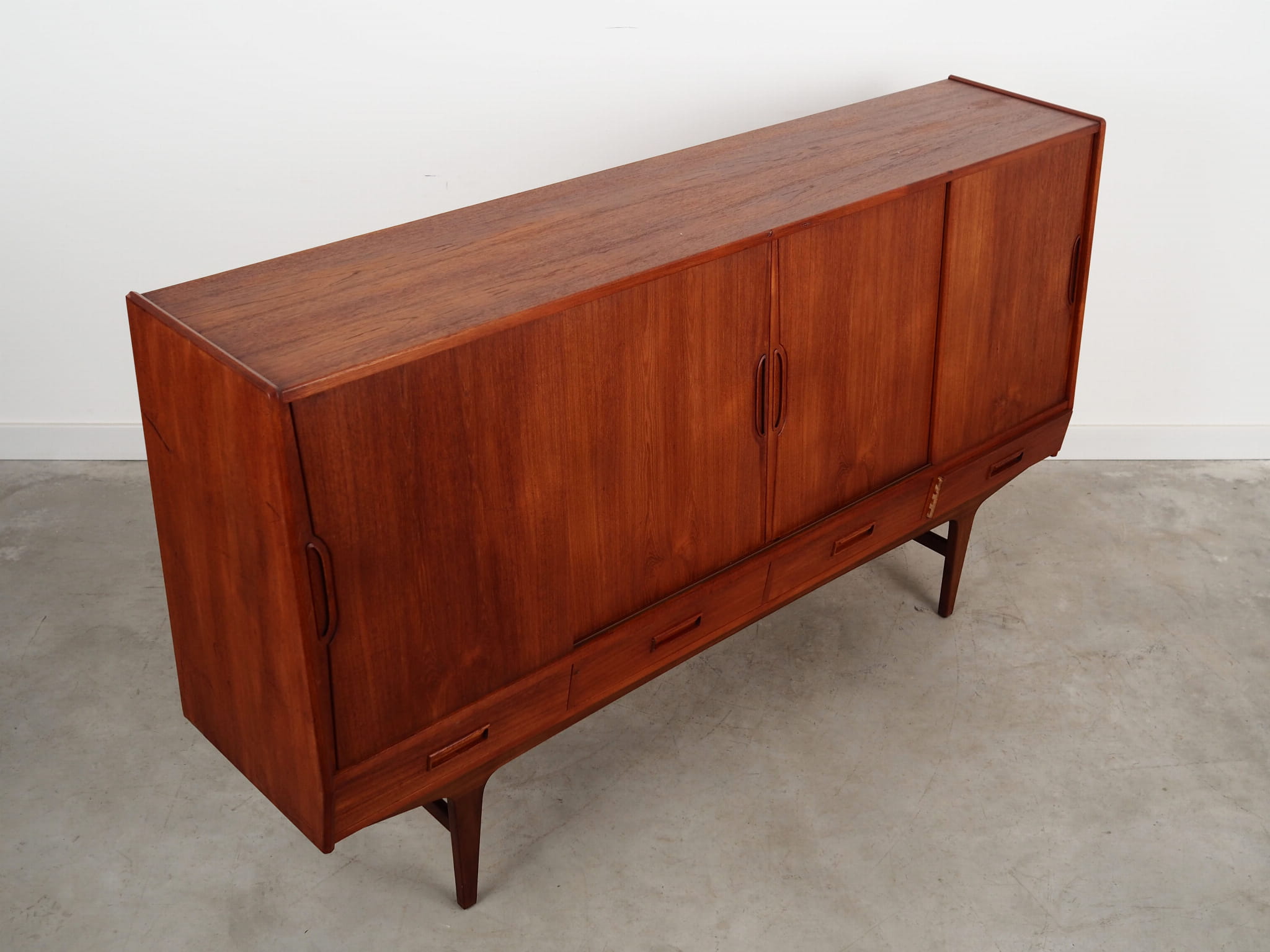 Highboard Teakholz Braun 1970er Jahre 