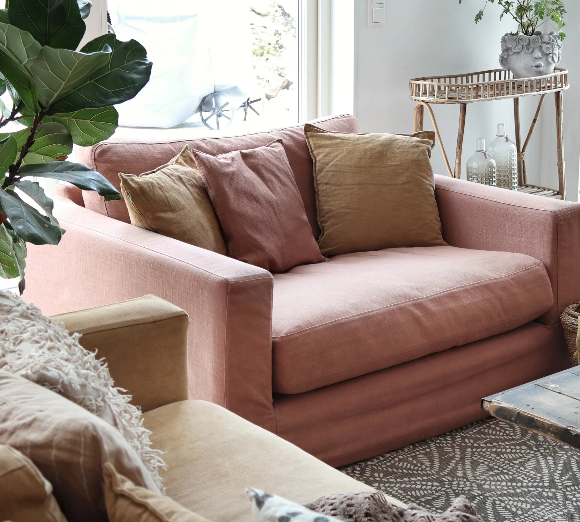 Valen Loveseat Sand 402