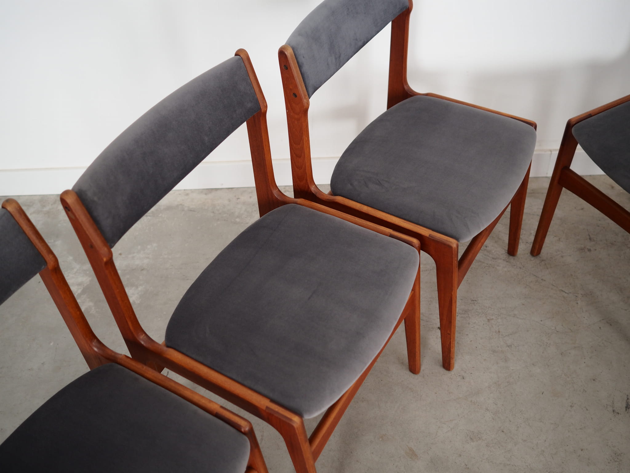 6x Chair Teak Velvet Brown 1960s