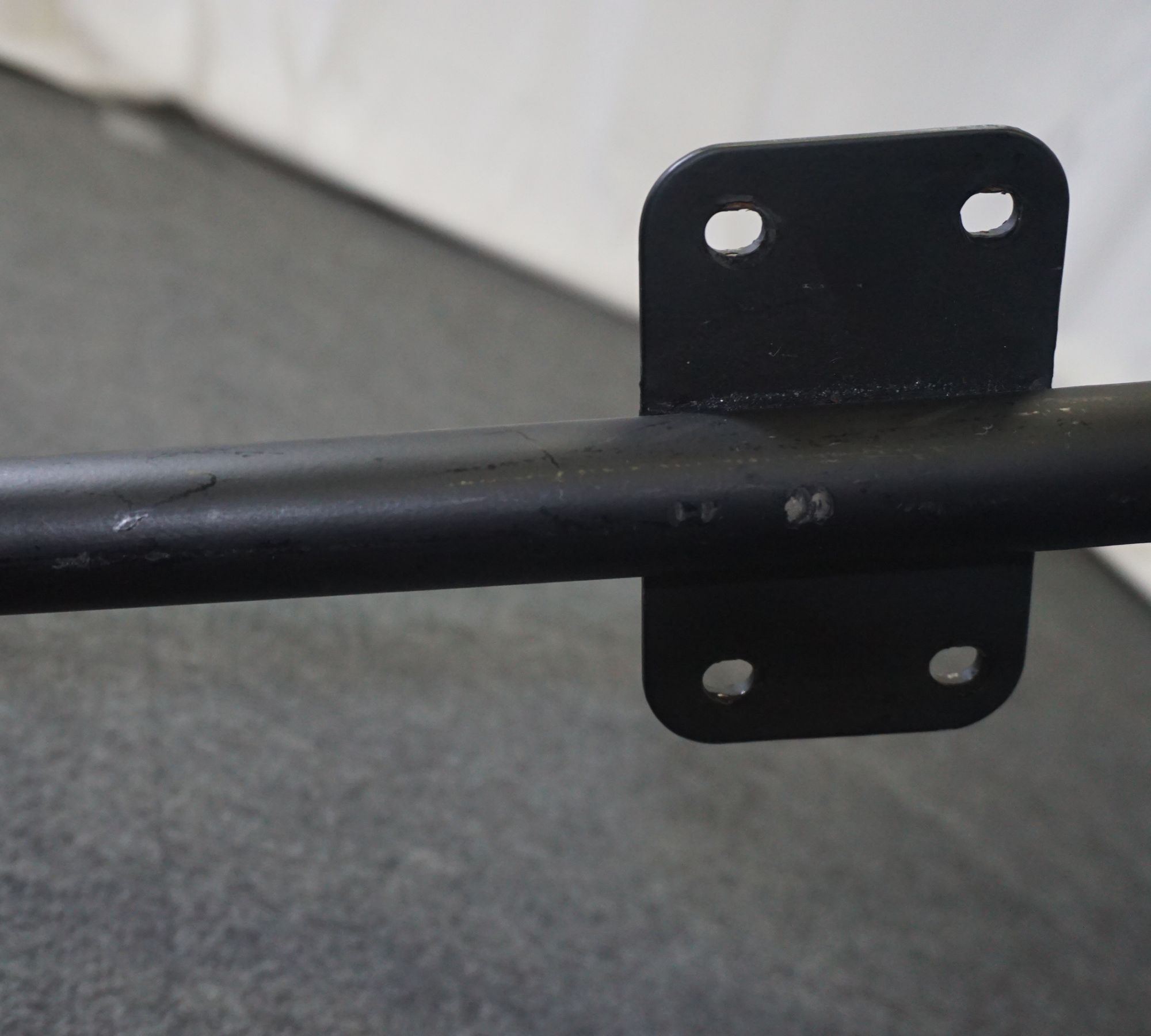 Blink dining table with wooden top