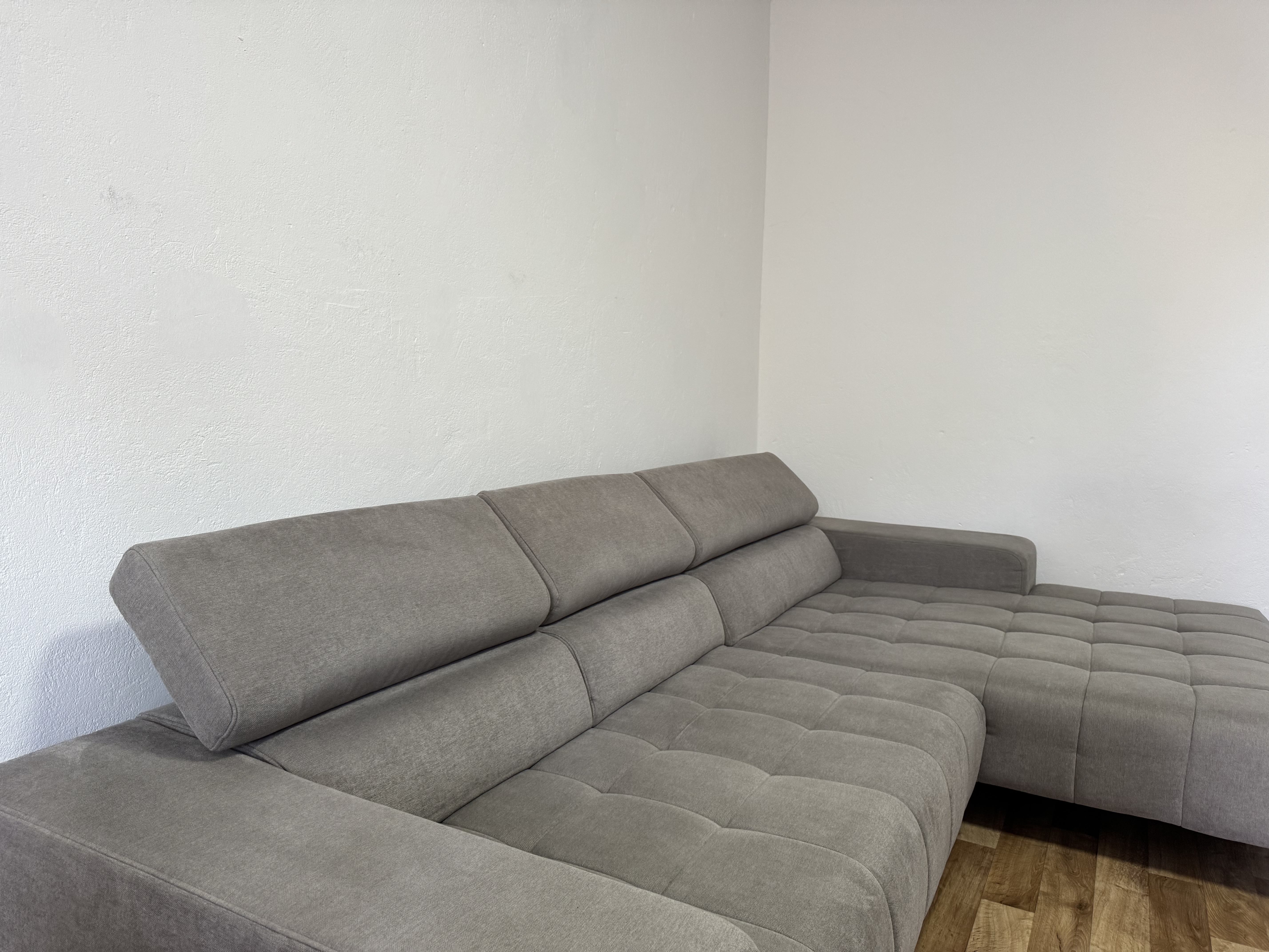  Bledsoe Ecksofa mit Relaxfunktion Textil Grau