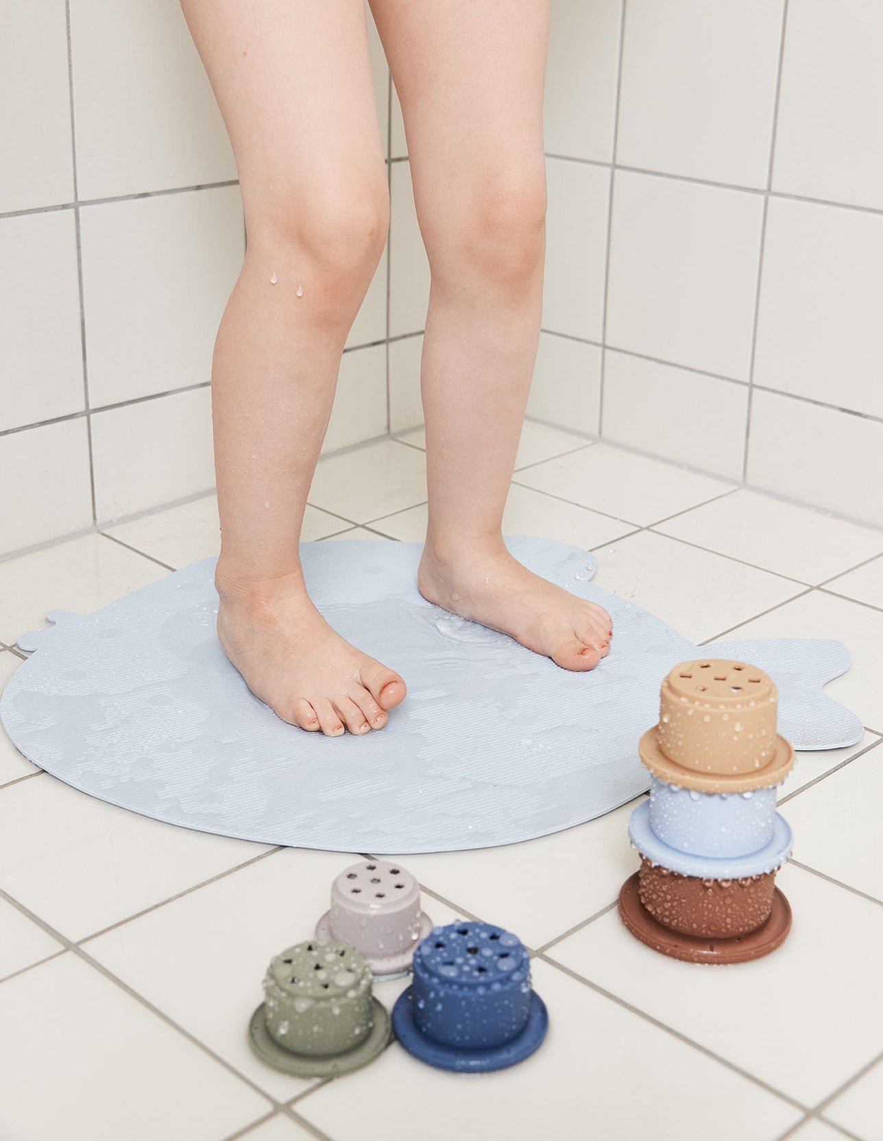 Little Finn Bath Mat Silicone Blue