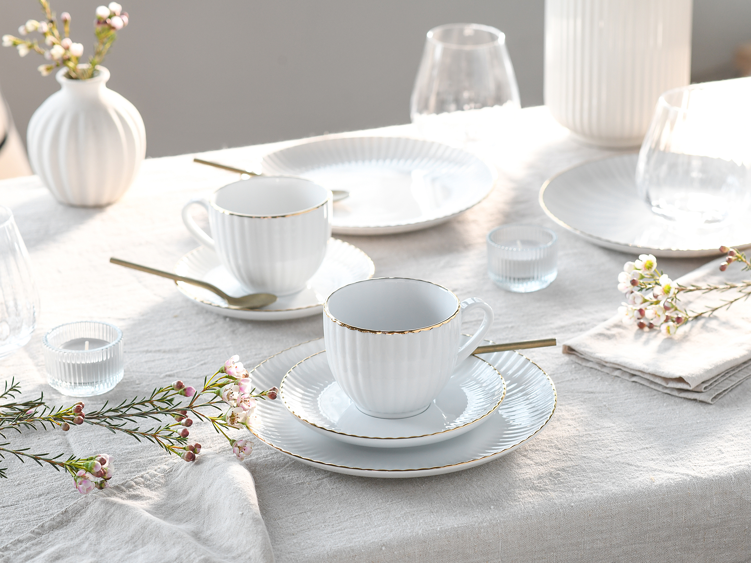 Allegra Kaffeeservice Goldband Porzellan Weiß