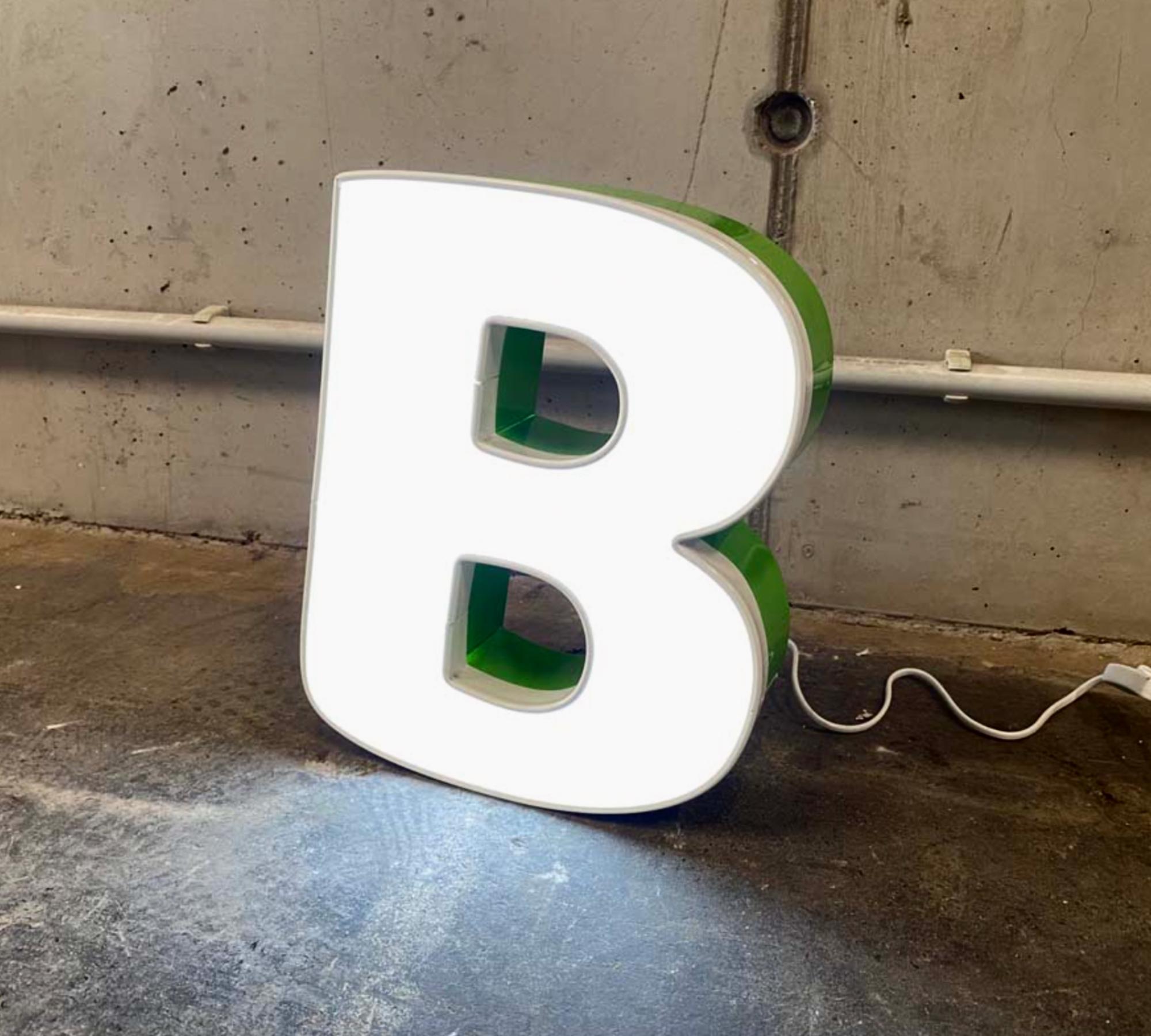 Original Vintage Neon Leuchtreklame, Markt "B"