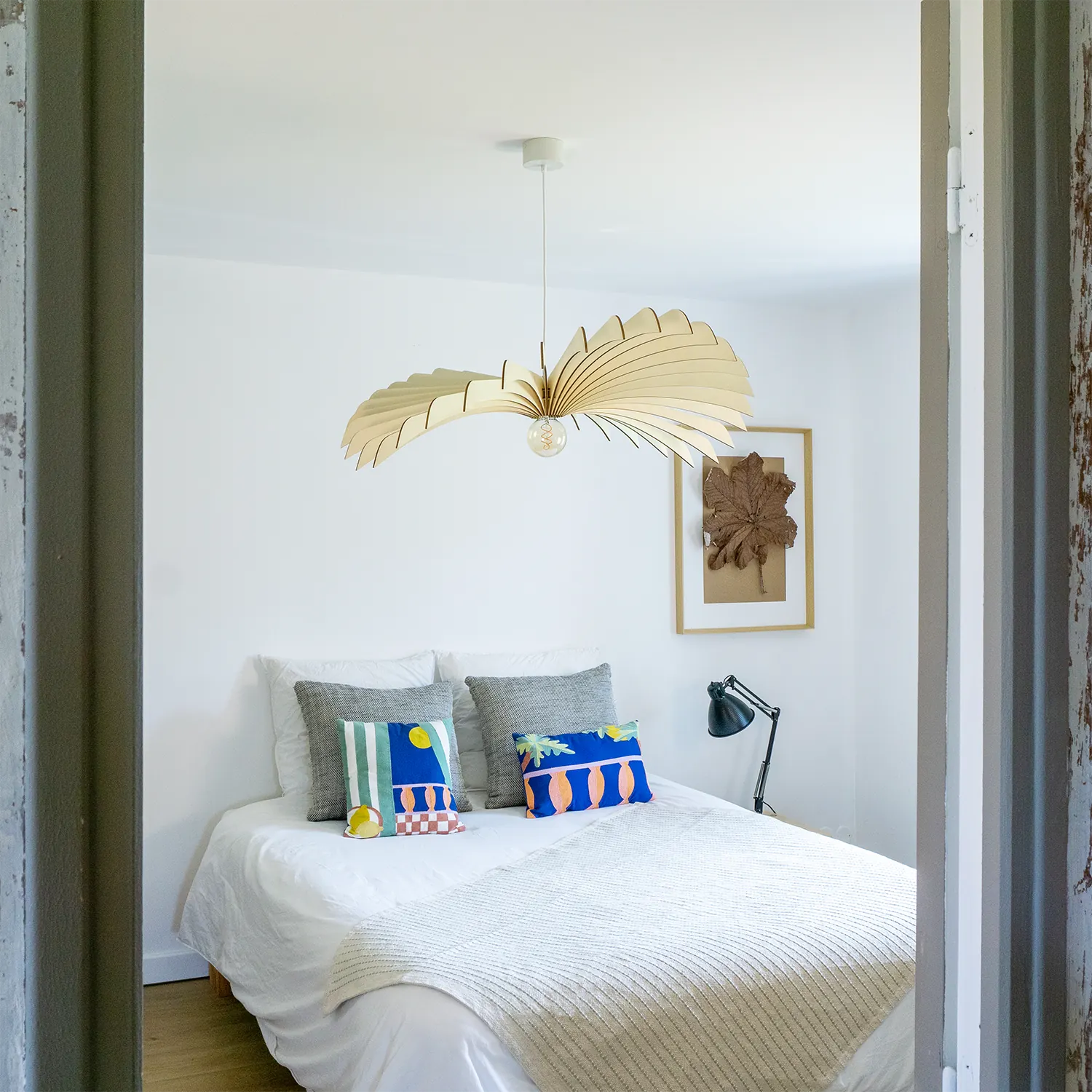 Aigle Pendant Lamp Wood White 100cm