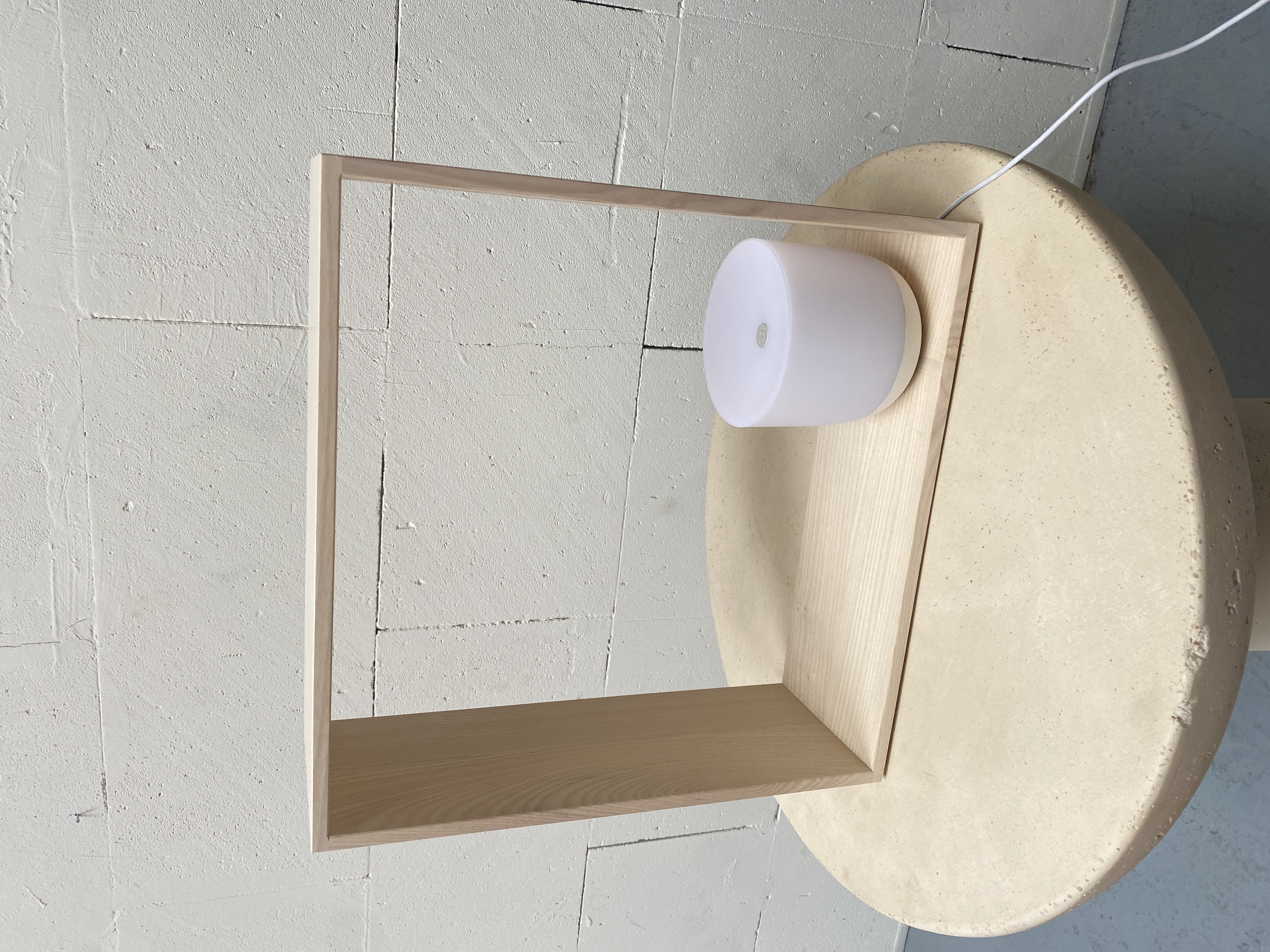 Gaku Wire Table / Wall Lamp