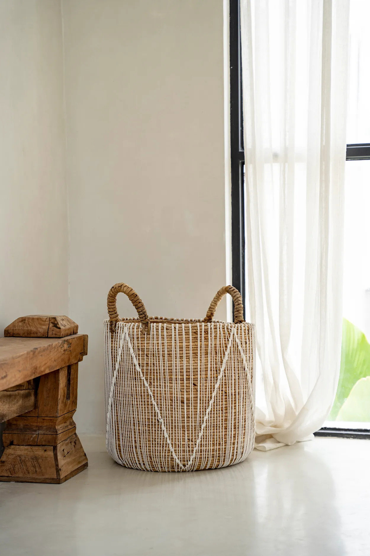 Straight Stitched Basket Macramé
