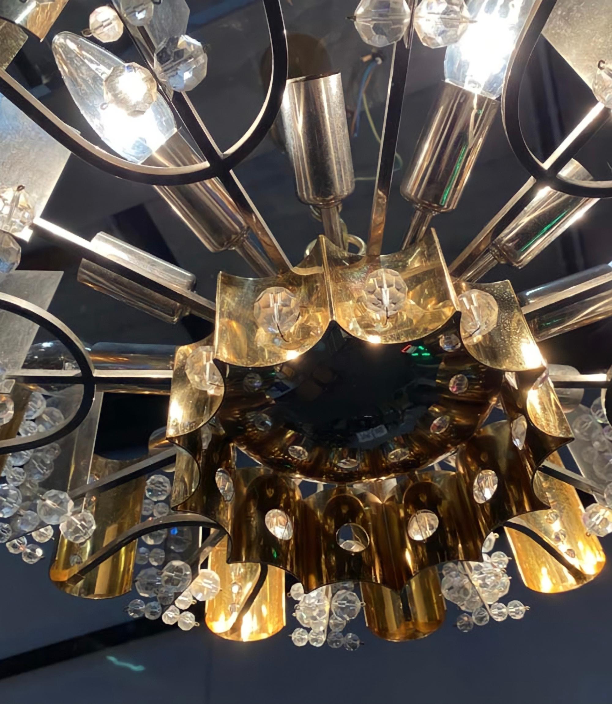 Messing-Kronleuchter im Hollywood Regency Stil