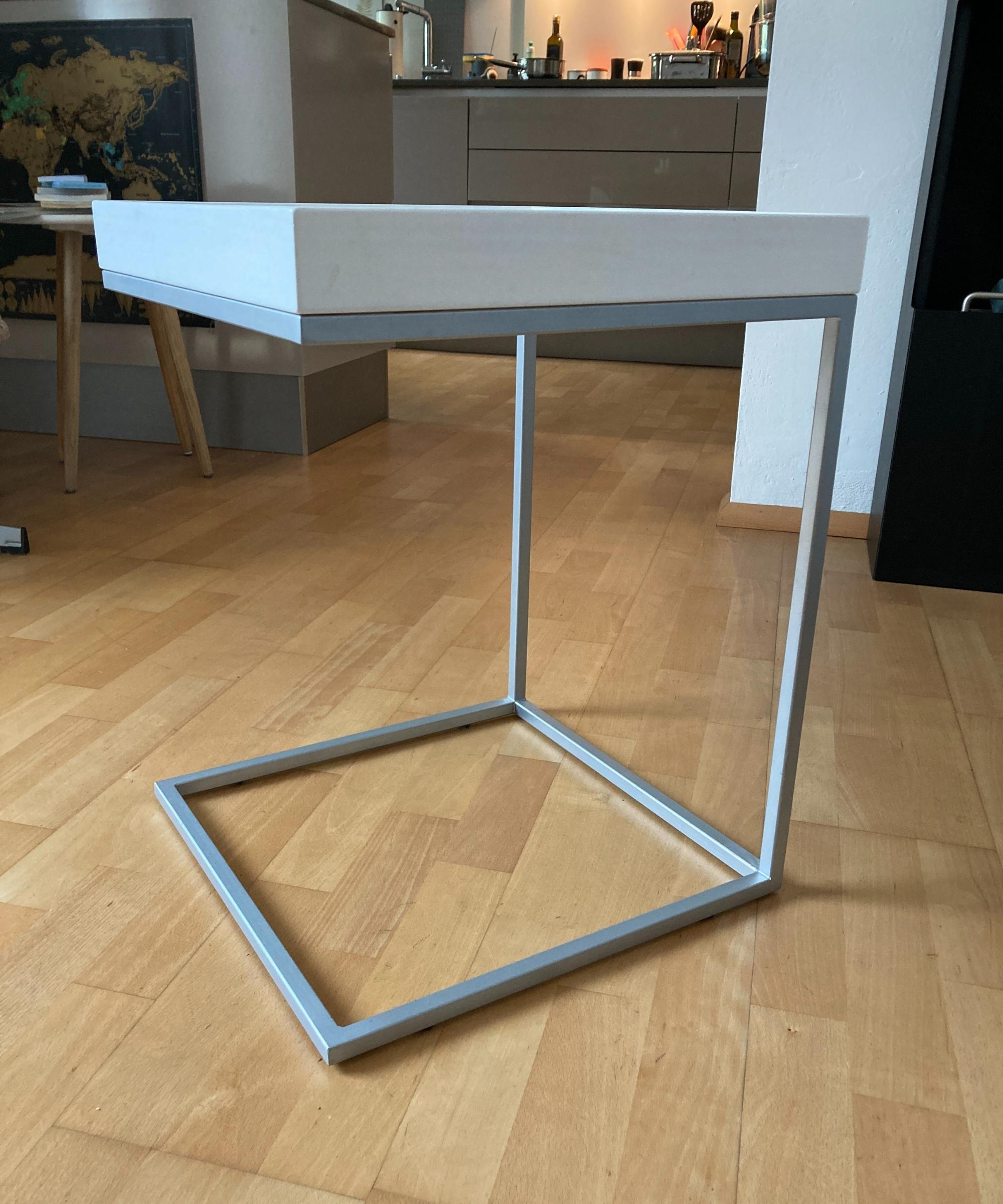Beistelltisch Pizzo 40 aus Edellstahl und Holz Weiß