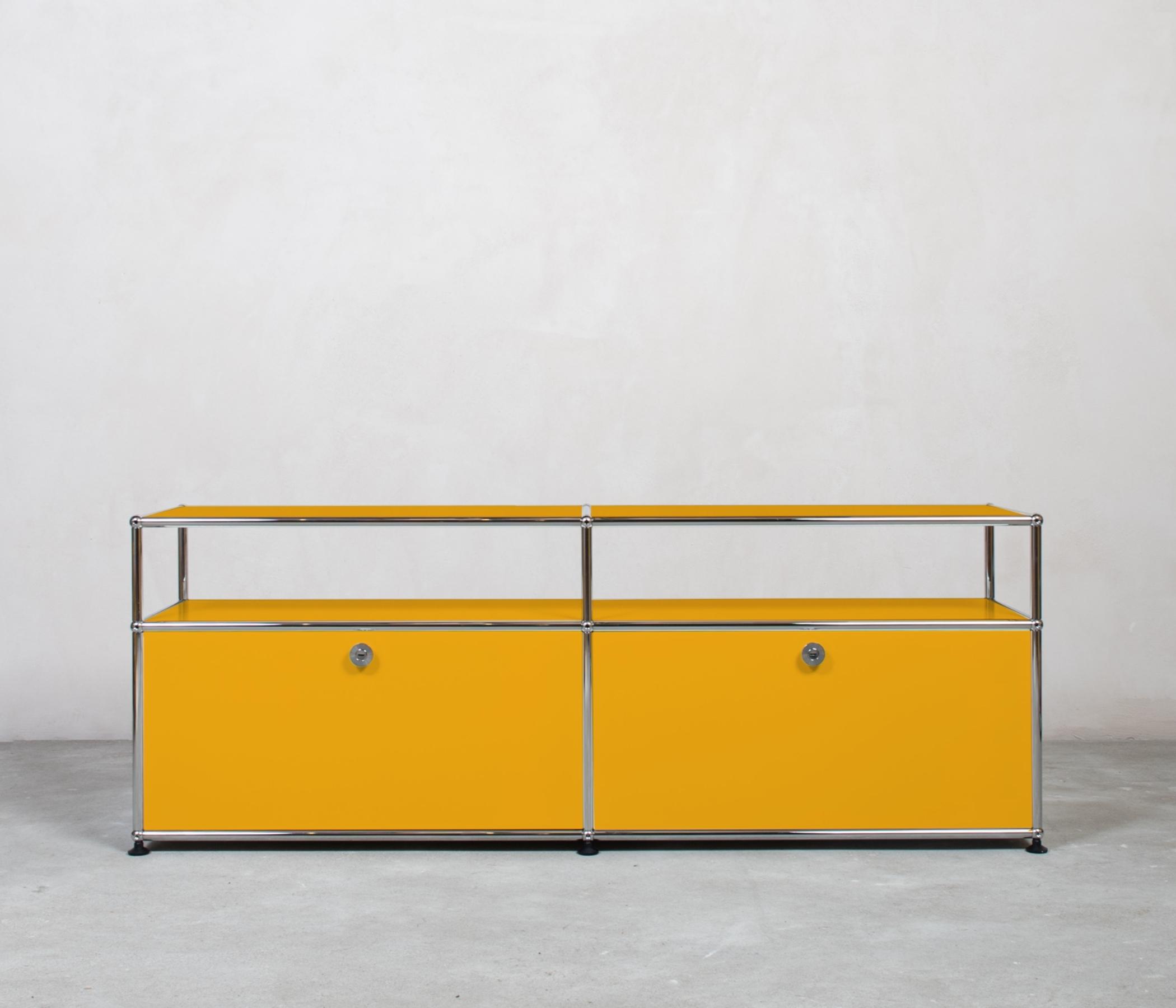 USM Haller Sideboard 2x1 Fächer Aufbau Goldgelb