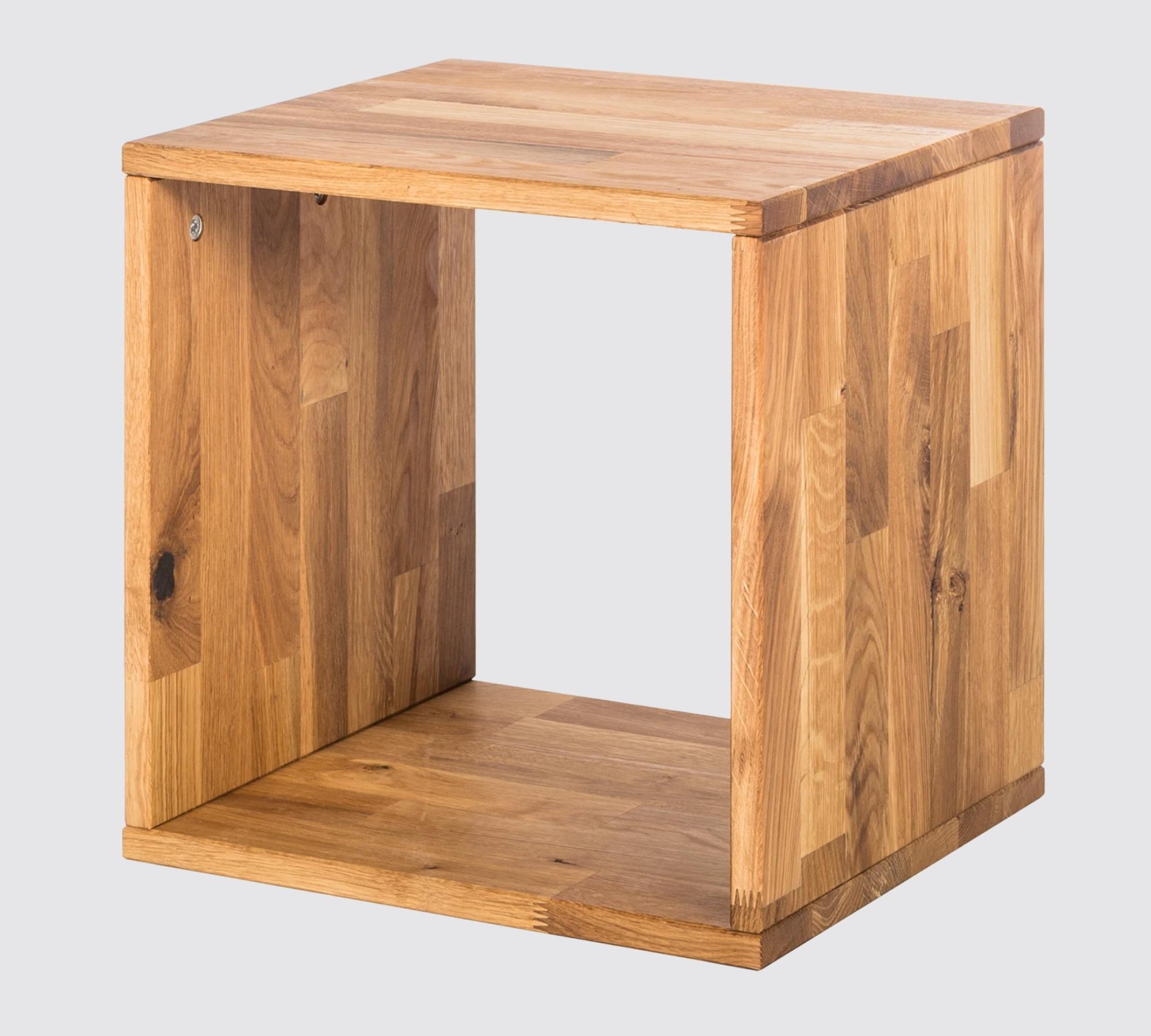 Regal in Würfelform aus massiver Eiche