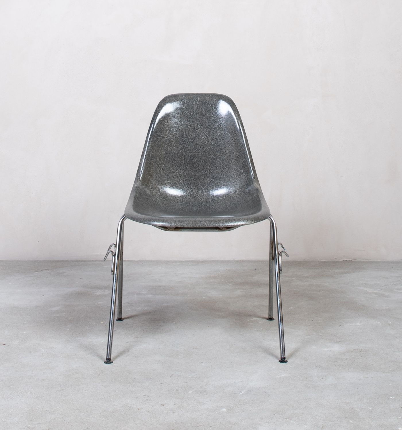 Eames Fiberglass Side Chair by Herman Miller Elephant Grey
