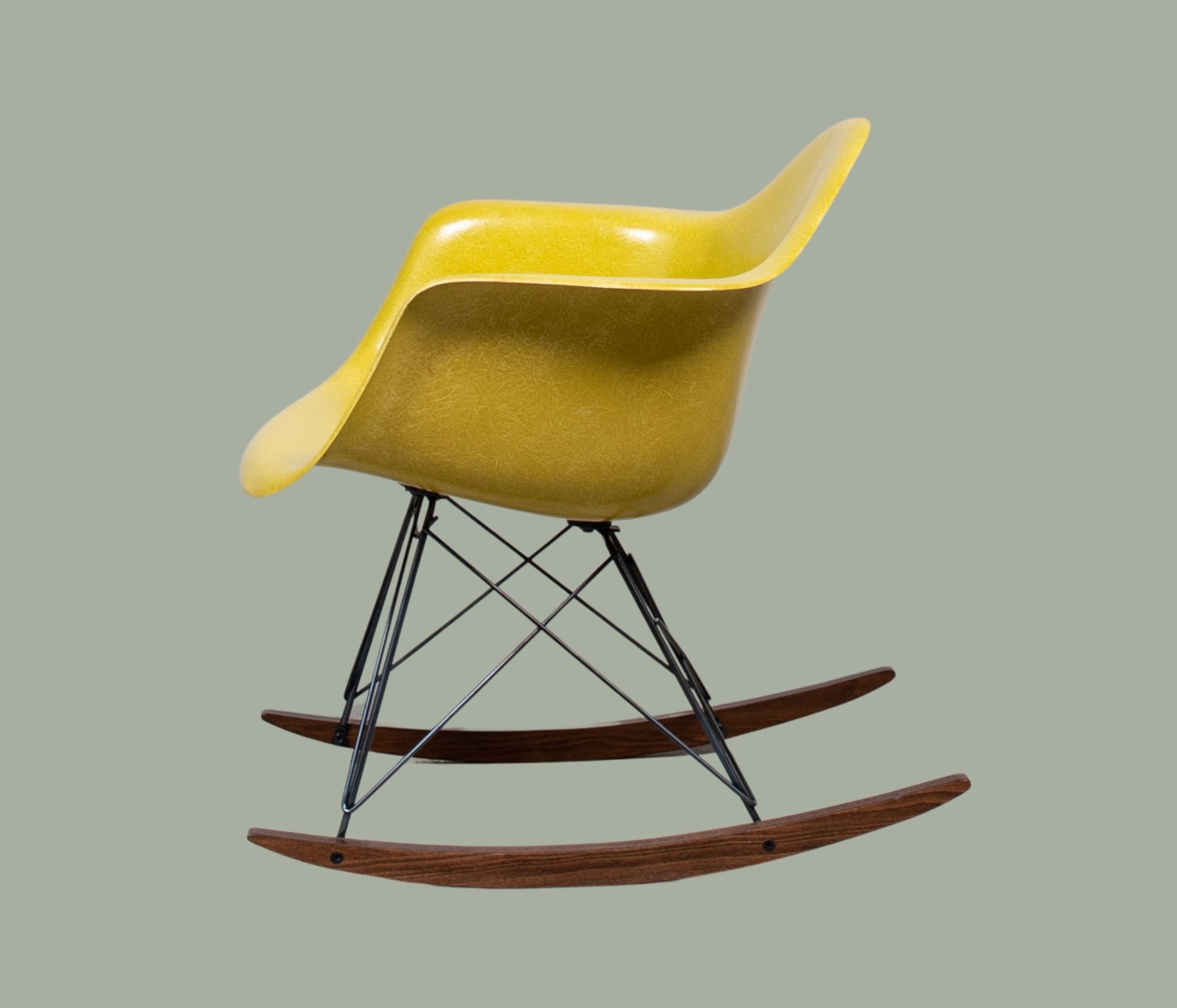 Vitra Eames Fiberglass Armchair Schaukelstuhl RAR Vitra COCOLI