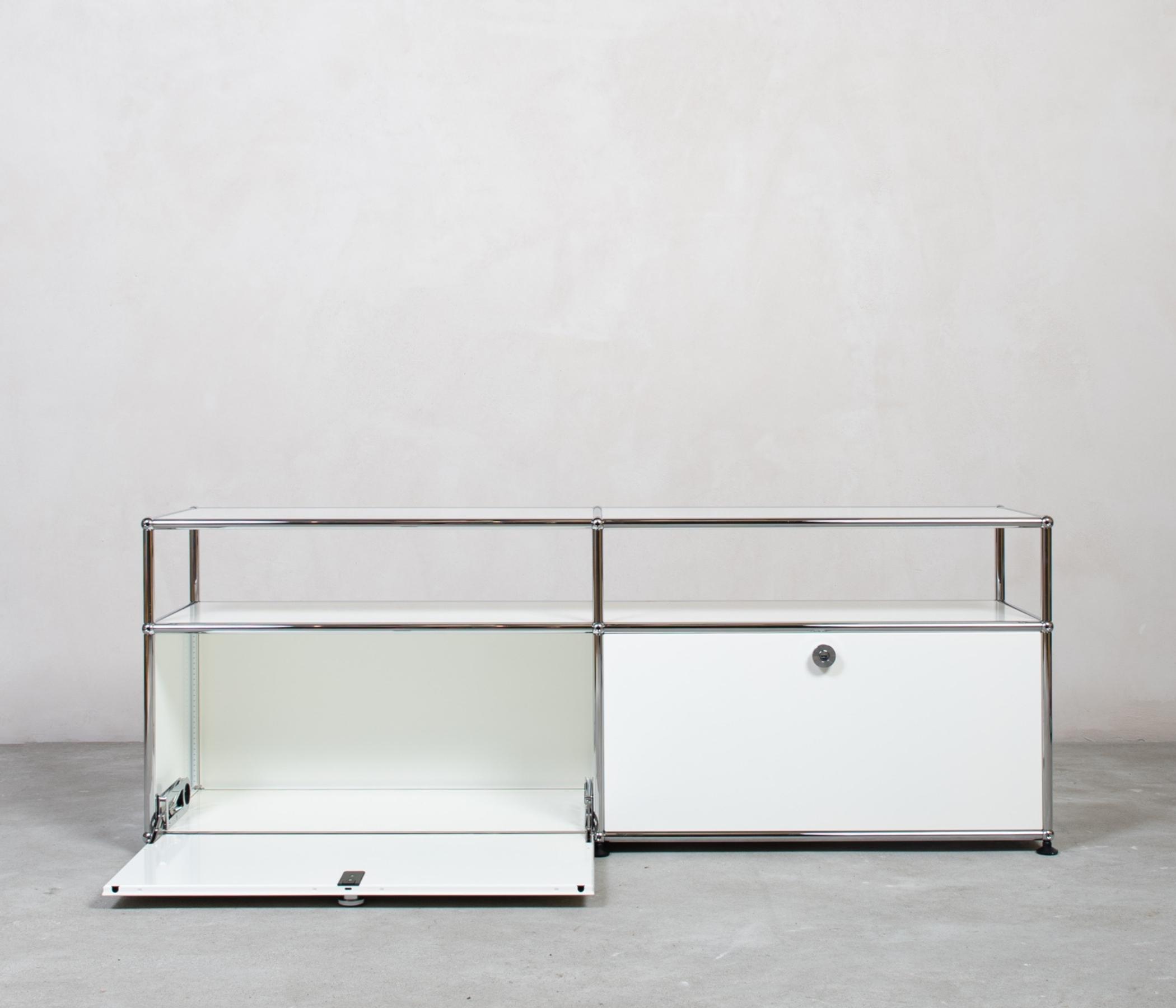 USM Haller Sideboard 2x1 Fächer Aufbau Goldgelb