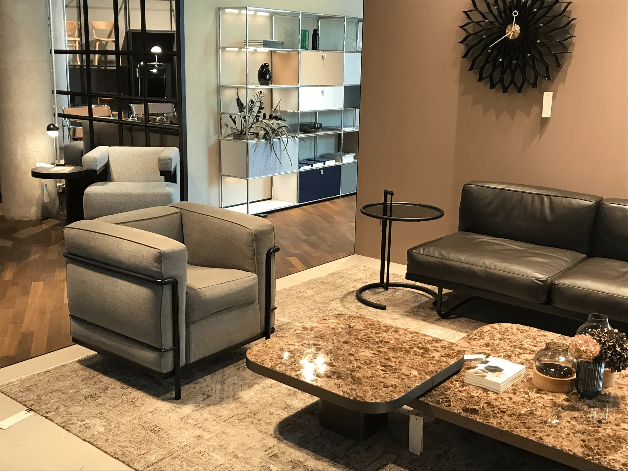 LC2 Sessel Textil Metall Grau