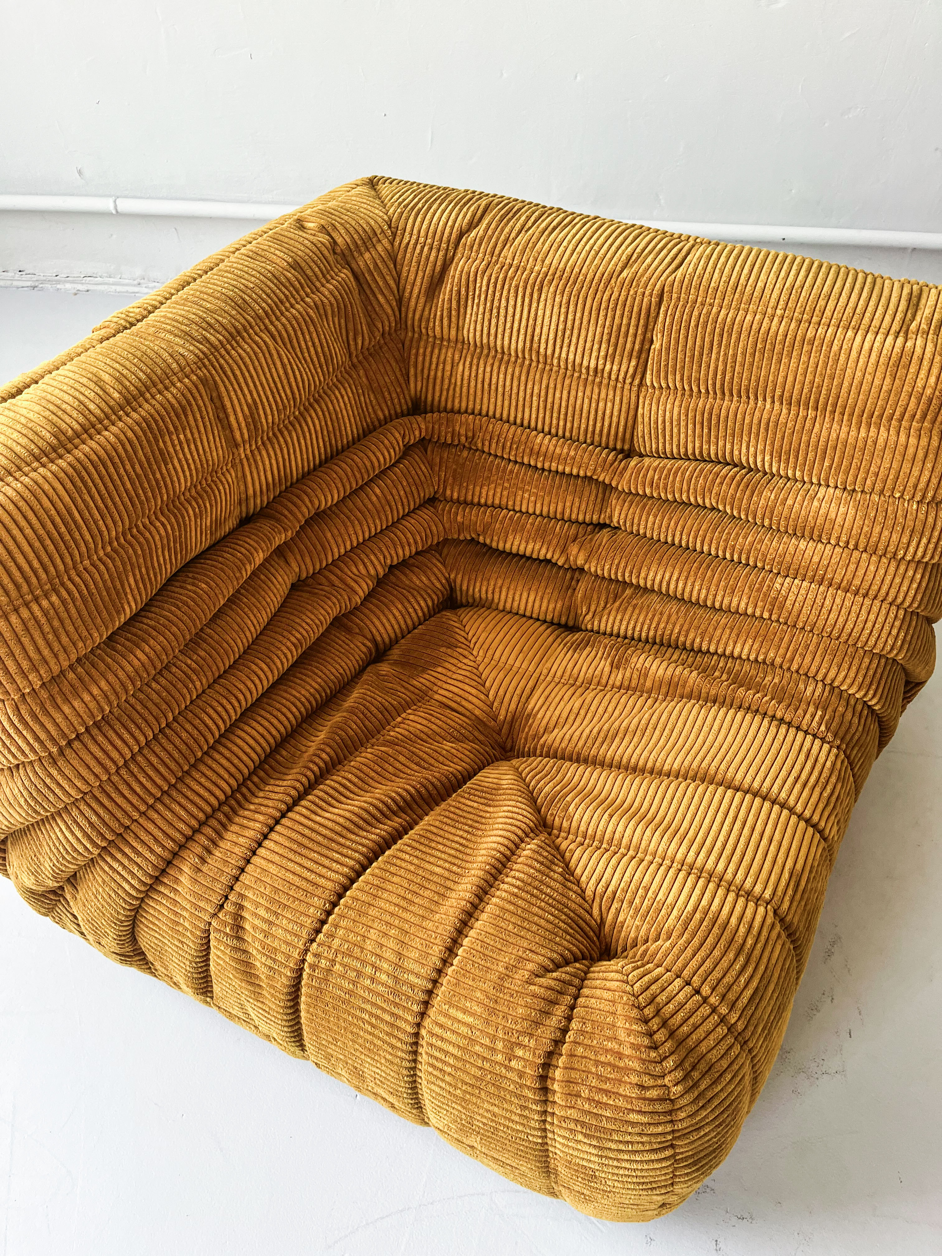 Togo Ecksofa Cord Sandbraun