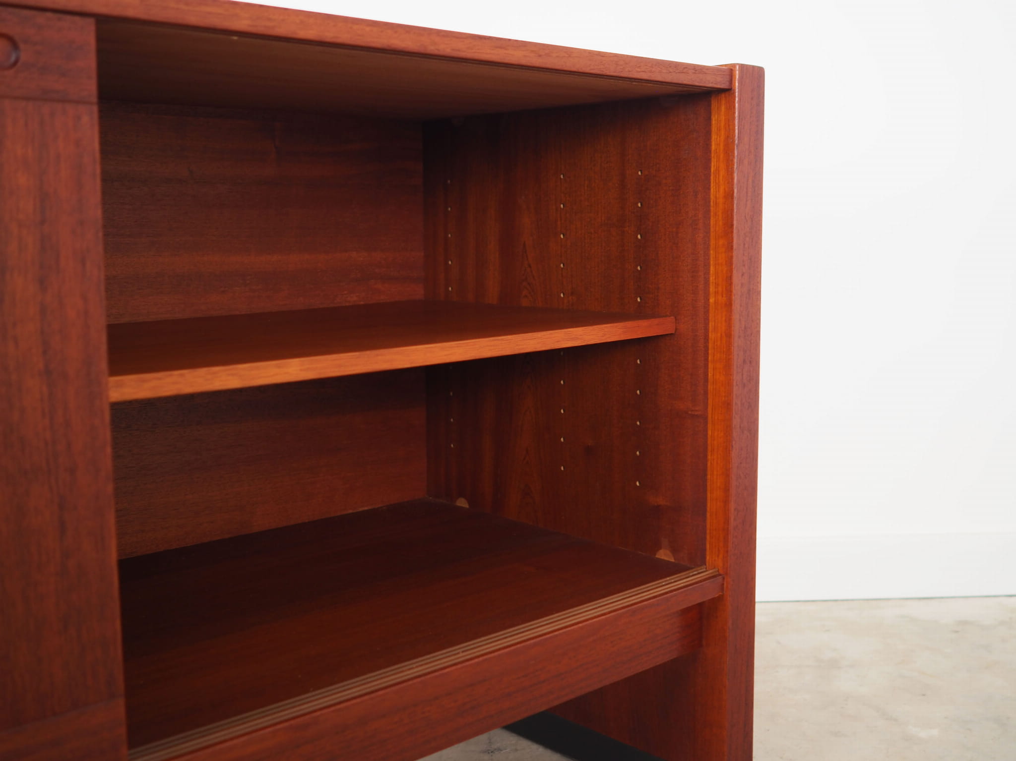 Vintage Sideboard Teakholz Braun 1960er Jahre