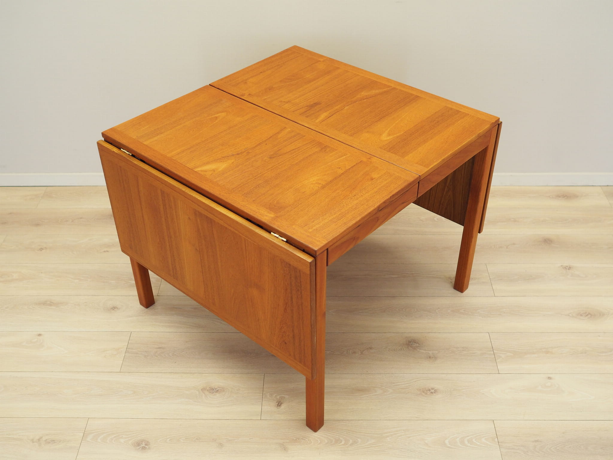 Vintage Tisch Teakholz Braun 1970er Jahre