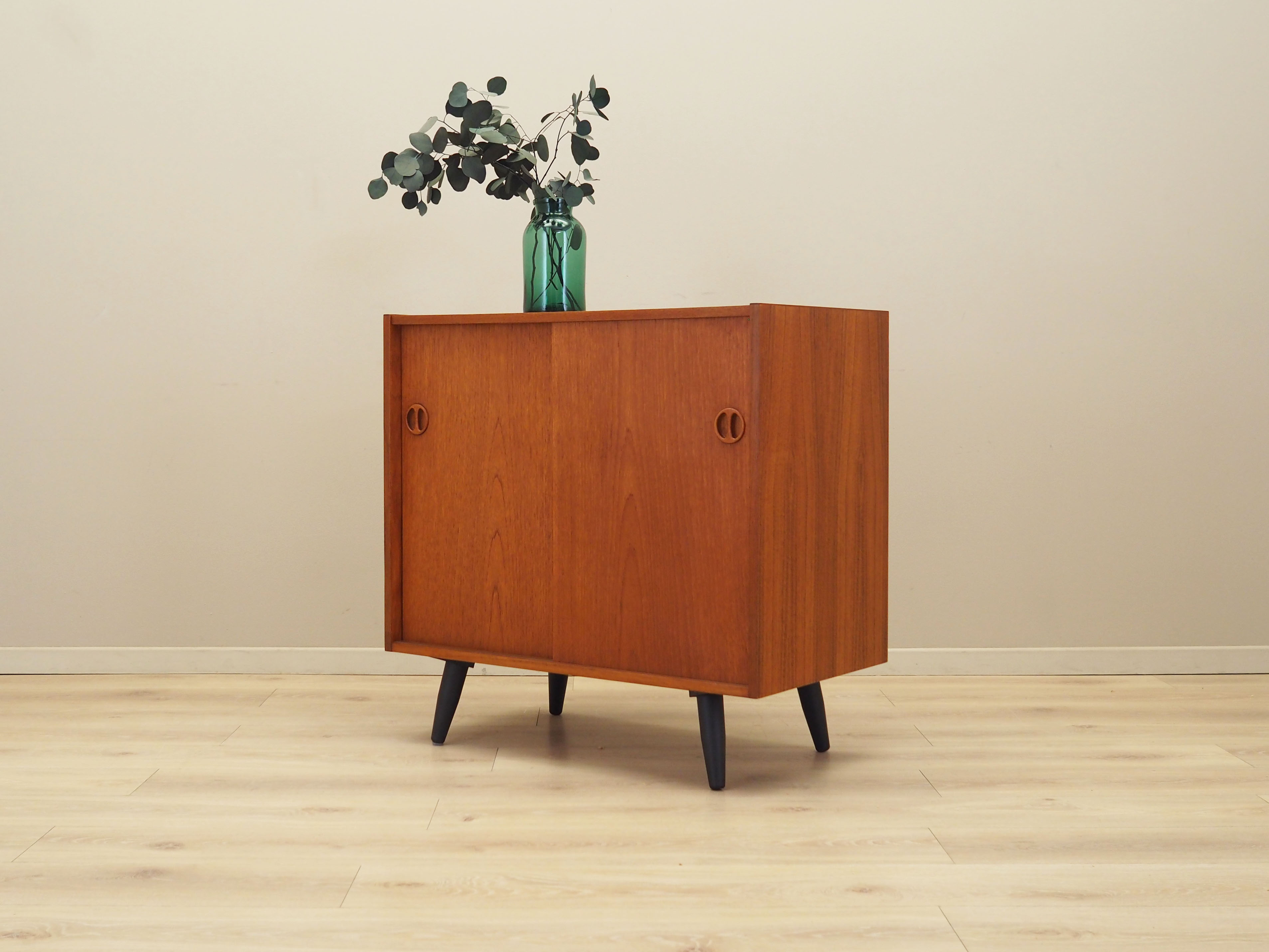 Schrank Teakholz 1970er Jahre
