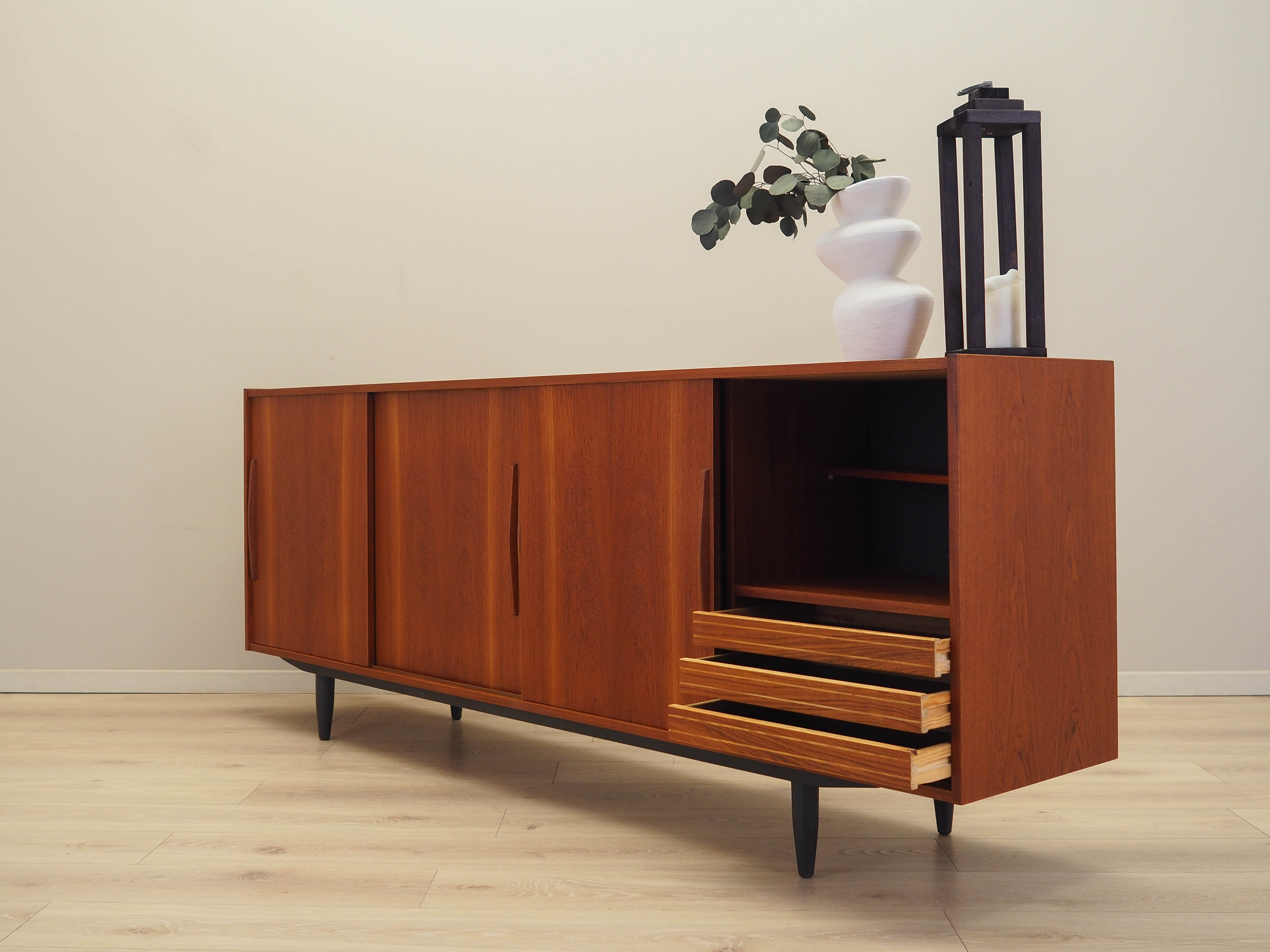 Teak-Sideboard Braun 1970er Jahre