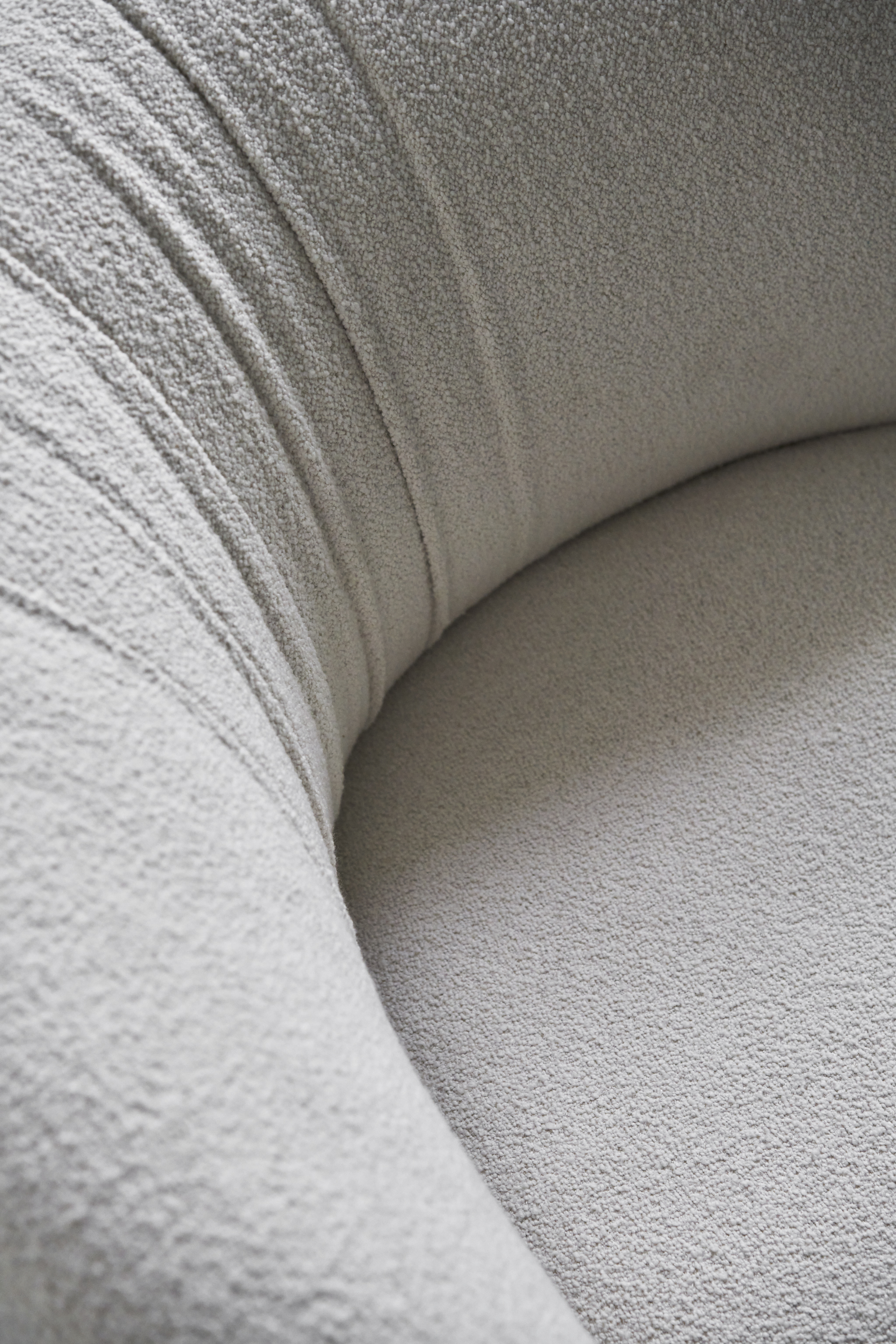 Ovata Armchair White