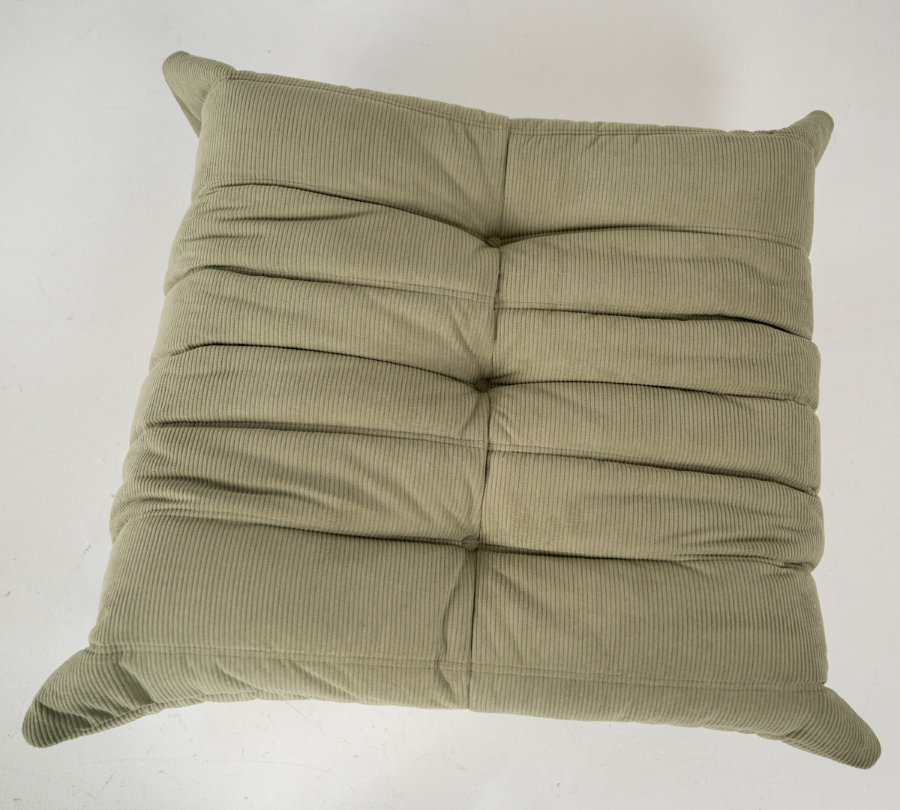 Togo Sessel und Ottoman Set Cord Salbeigrün