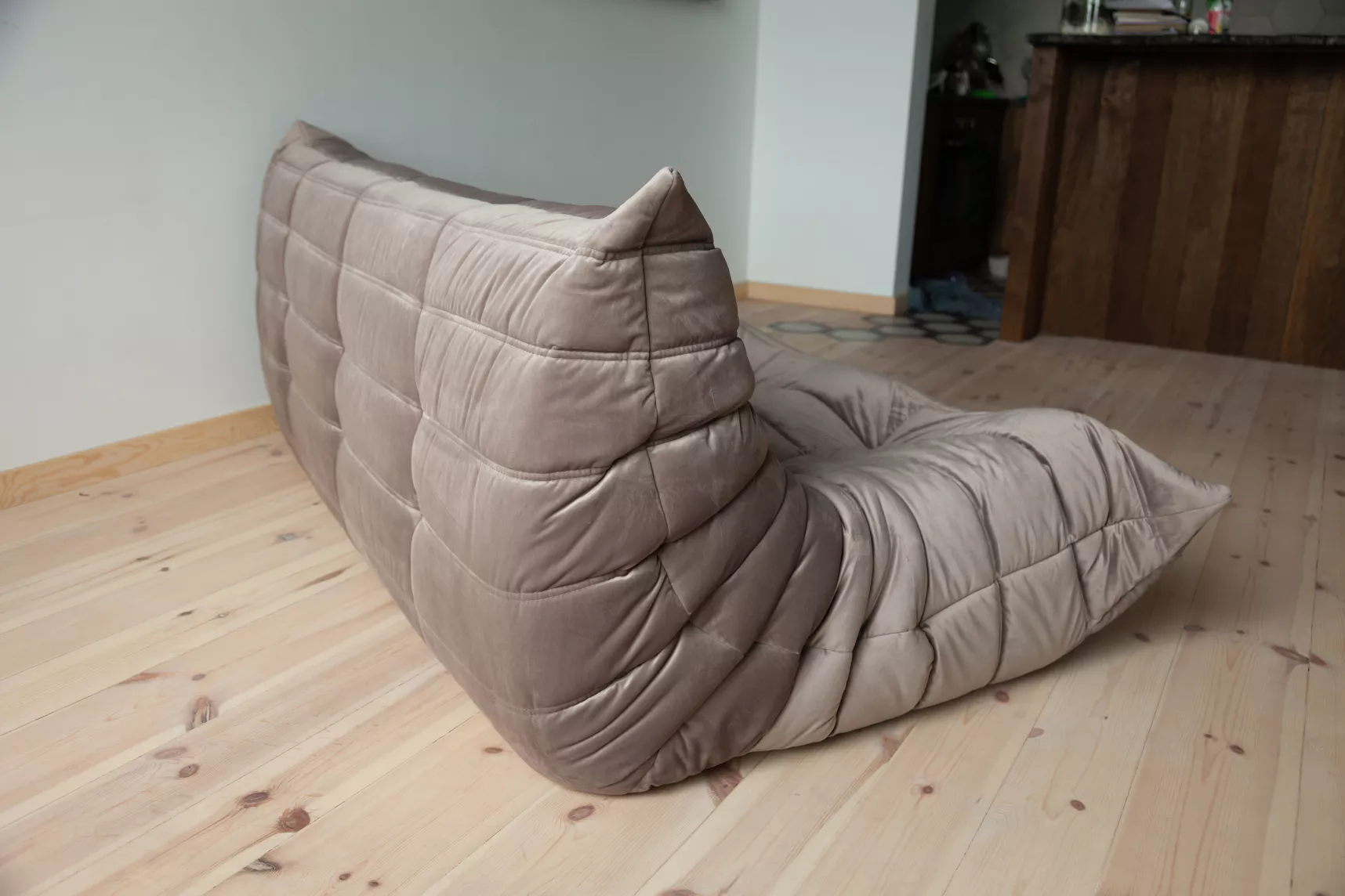 Togo Sofa 3-Sitzer Samt Warmgrau