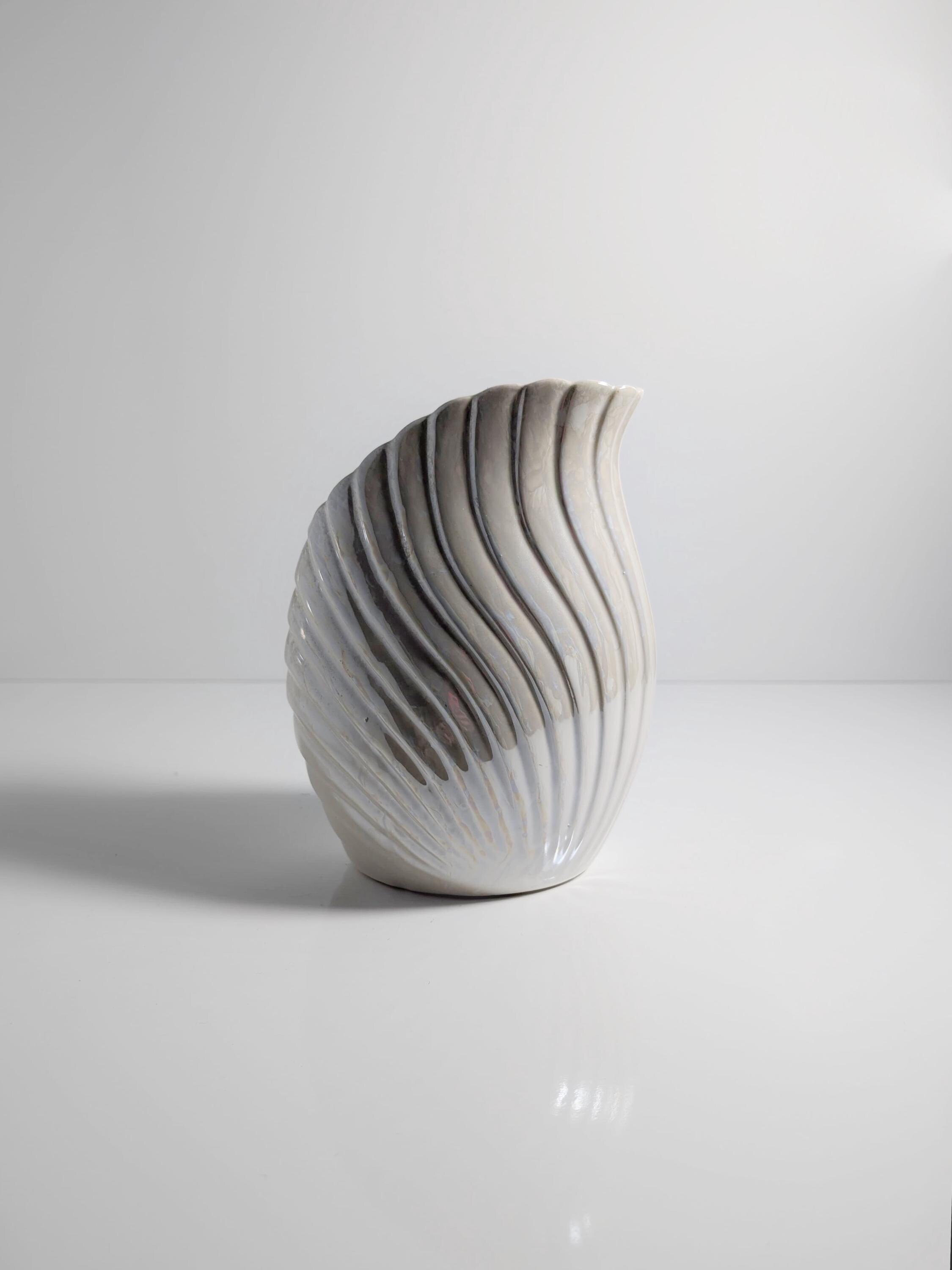 Vintage vase ceramic mother-of-pearl 1980s