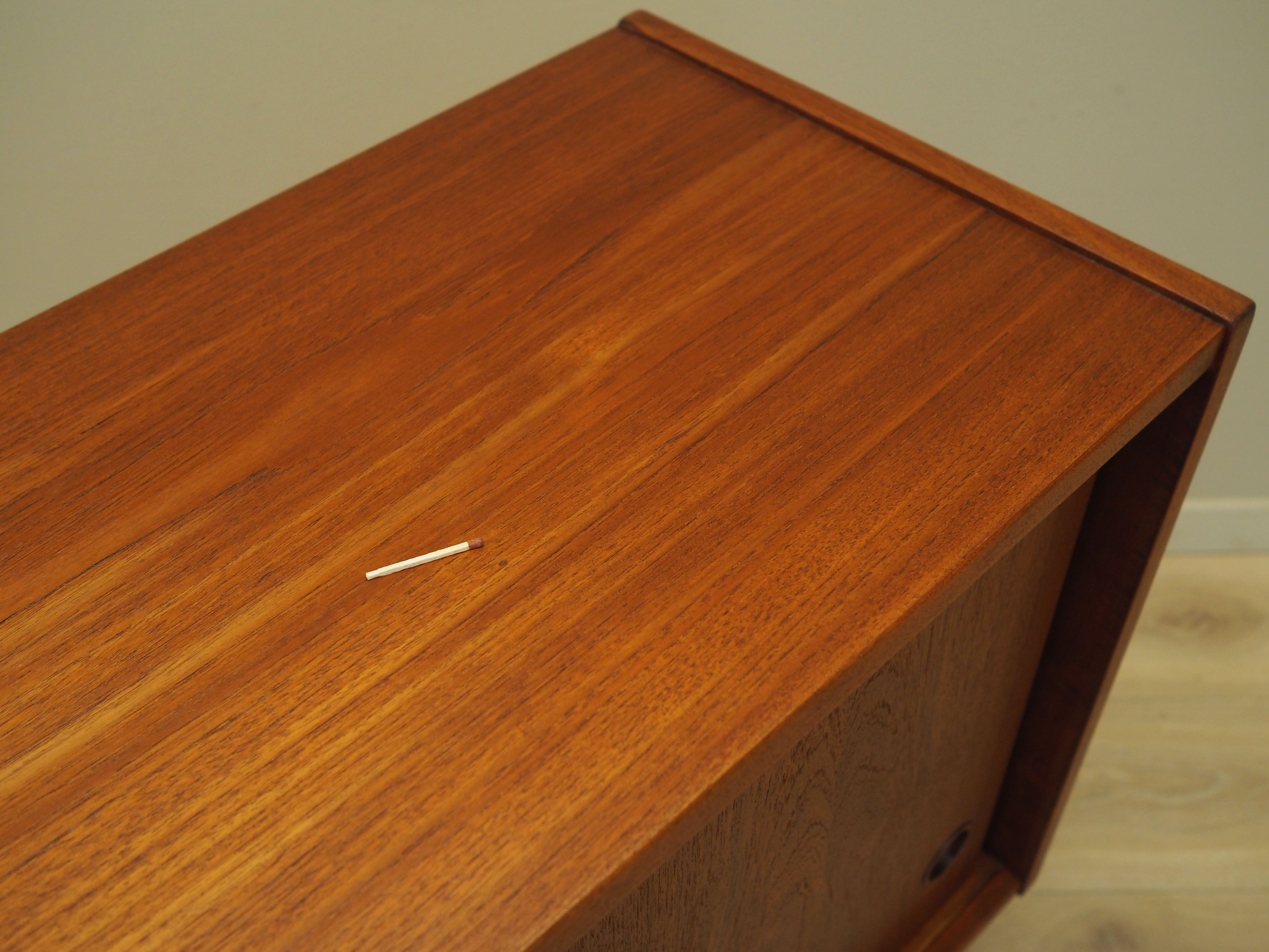 Credenza in legno di teak anni '70